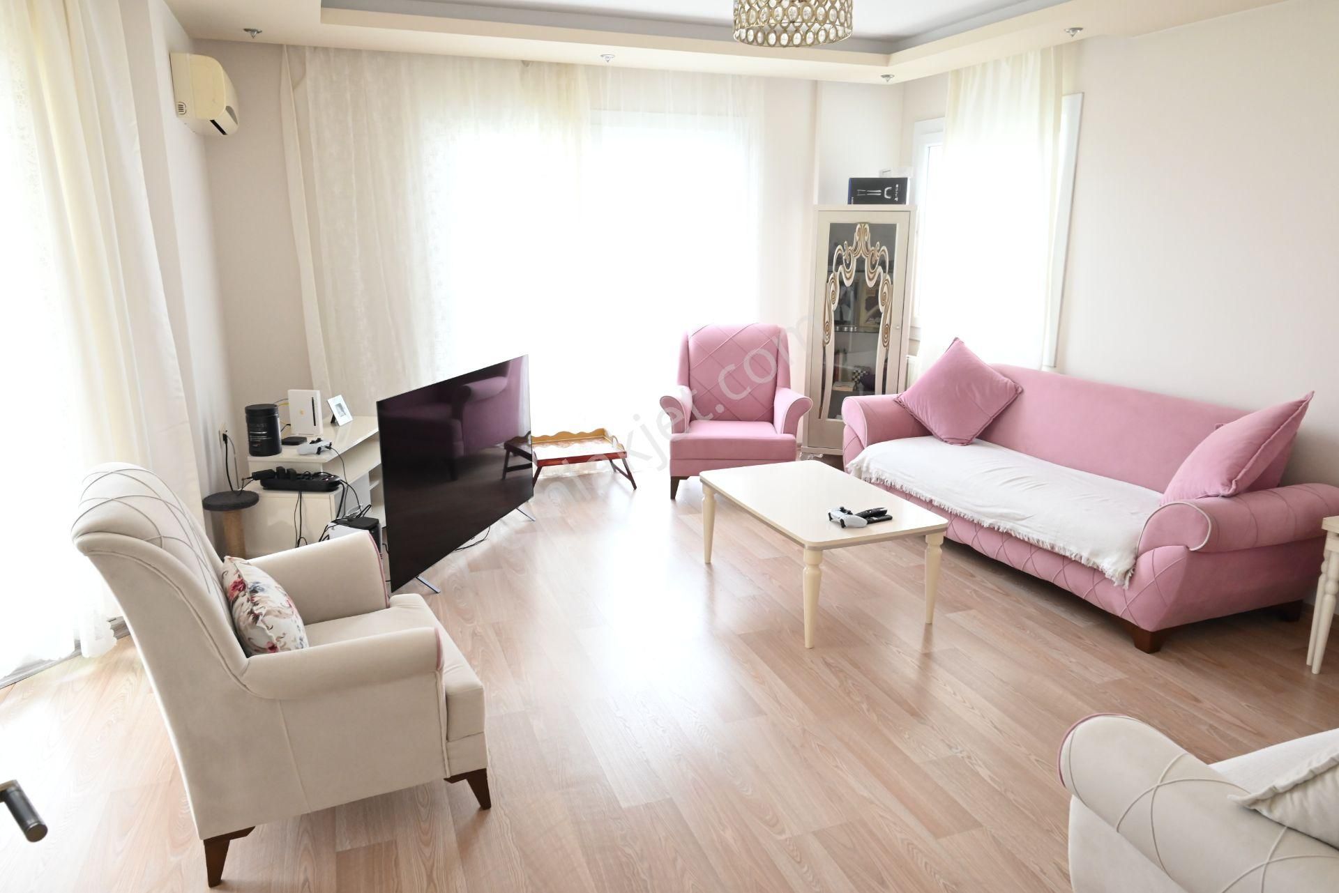 Üstünkent Emlak'tan Site İçi 3+1 D.gazlı Havuzlu Kiralık Daire - Görsel 6