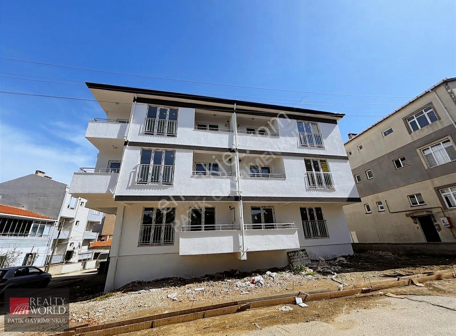 Keşan Cumhuriyet Mah. Satılık Açık Mutfak 2+1 Sıfır Daire