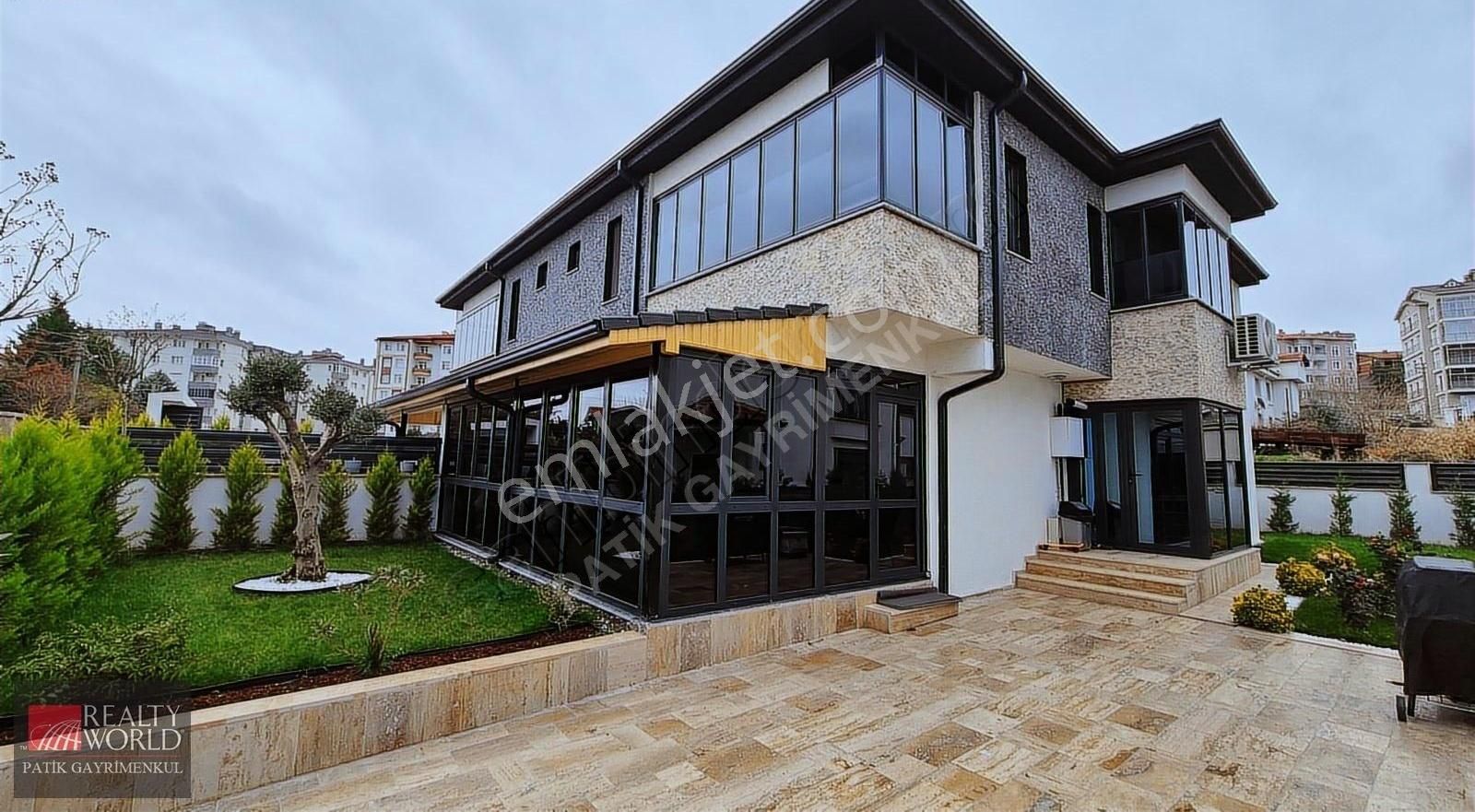 Keşan'da Satılık Emsalsiz Lüks Eşyalı Villa