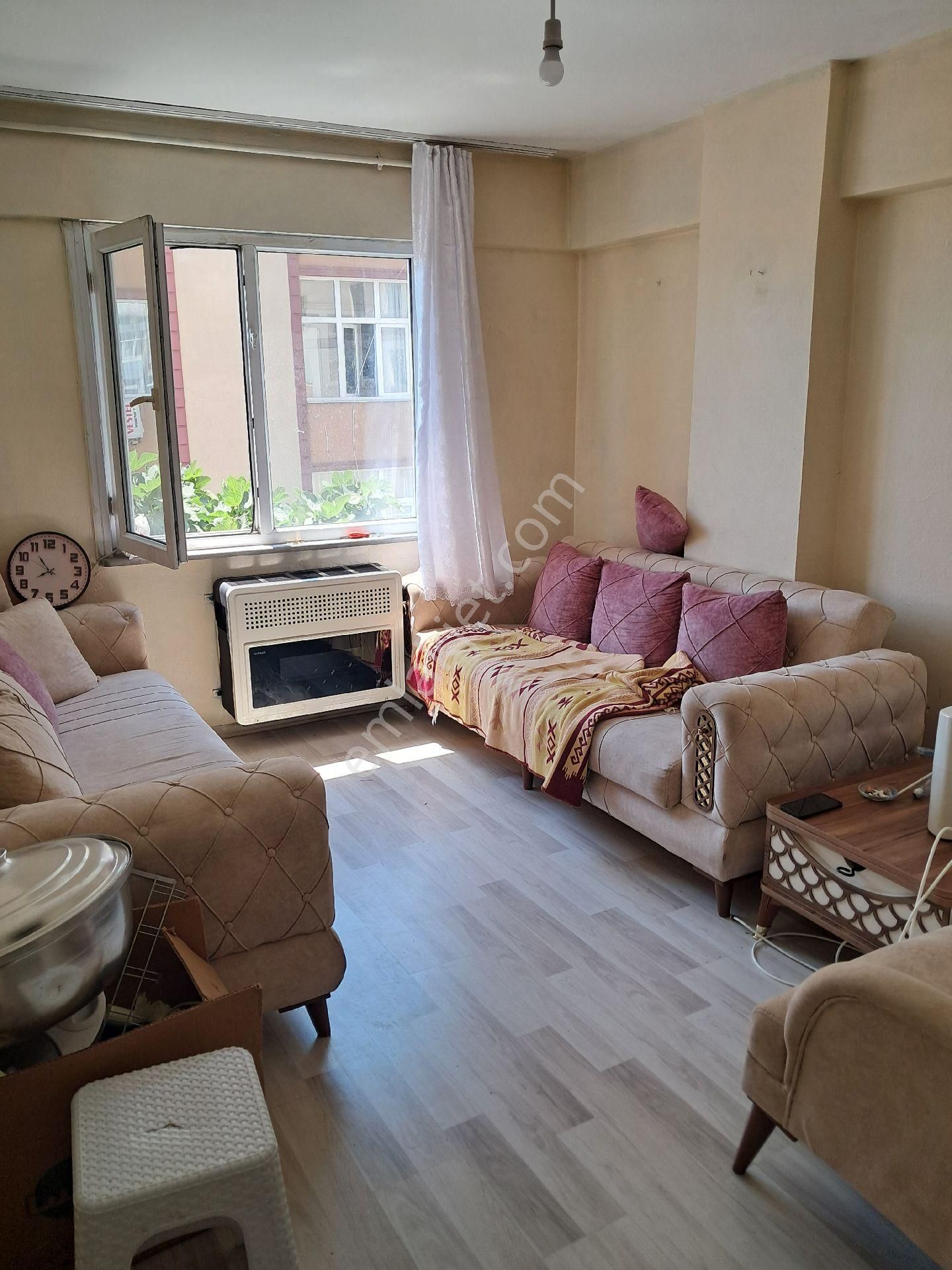 Demirkapıda 2+1 Satılık Daire Hissesi 24 (cuma Pazarı Tarafında)