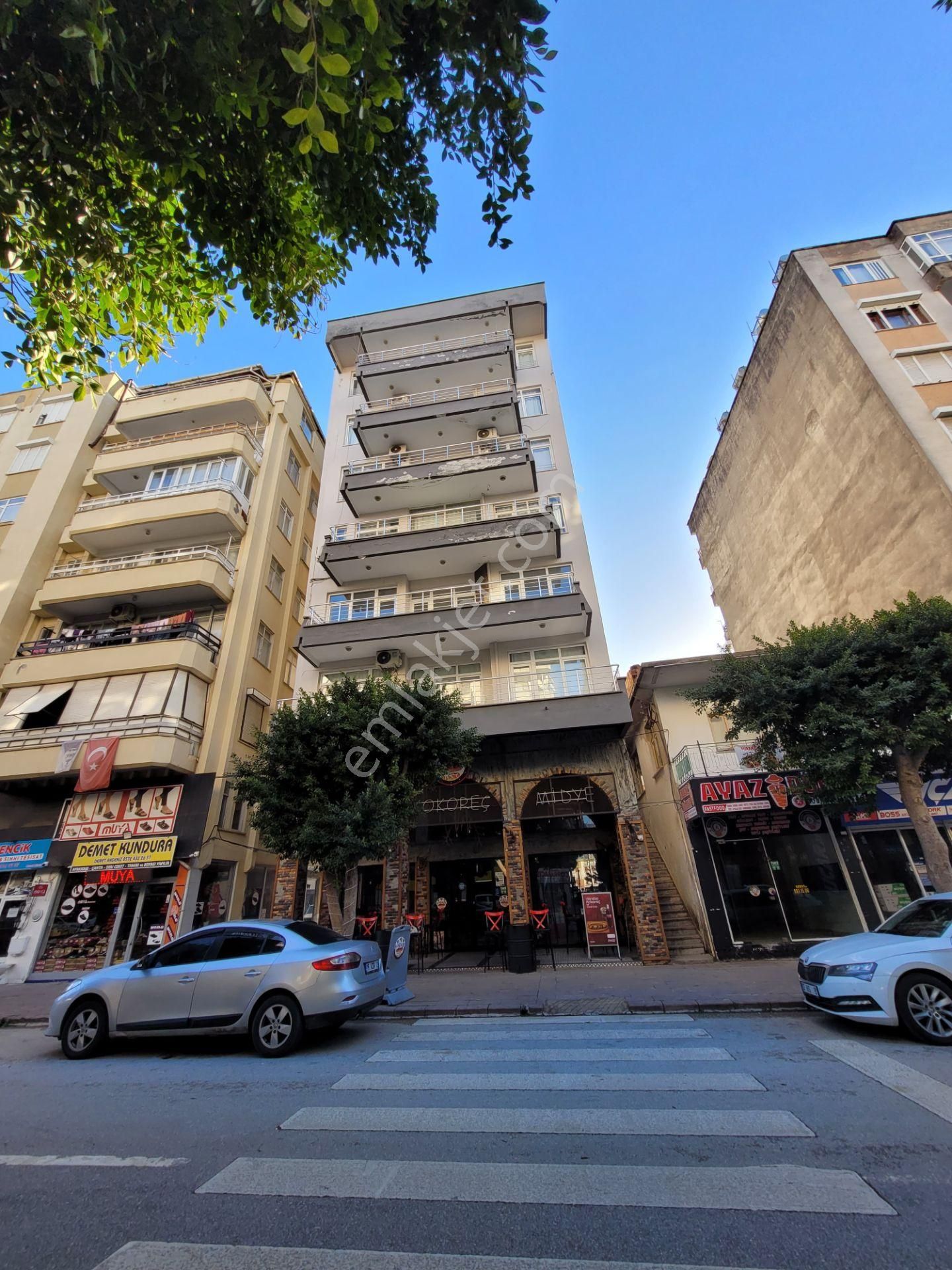 Antalya Kumluca Merkezde Cadde Üzeri 3+1 Asansörlü - Görsel 21