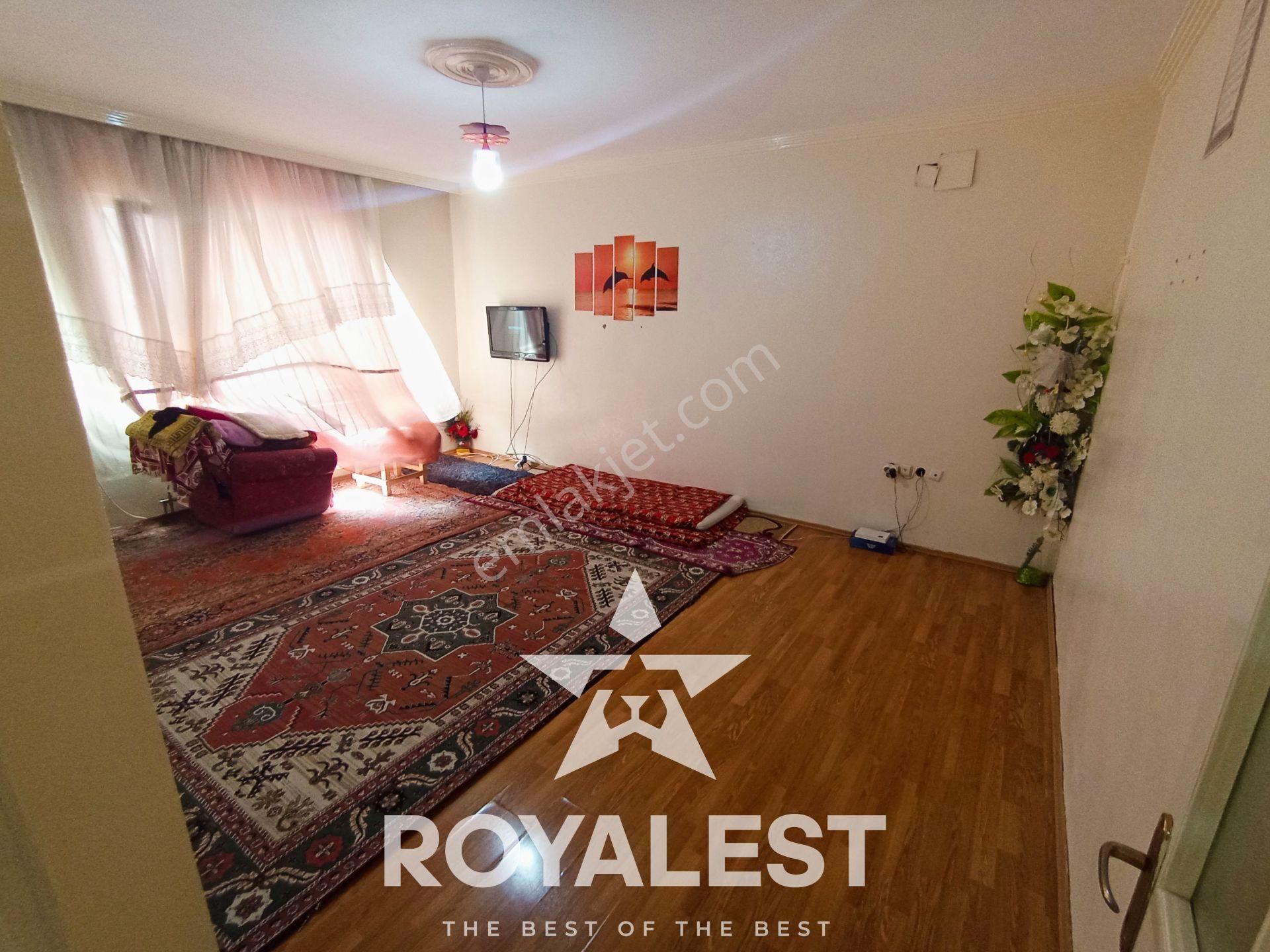 Royalest'ten Tramvaya Sıfır Site İçi Ara Kat Geniş 2+1