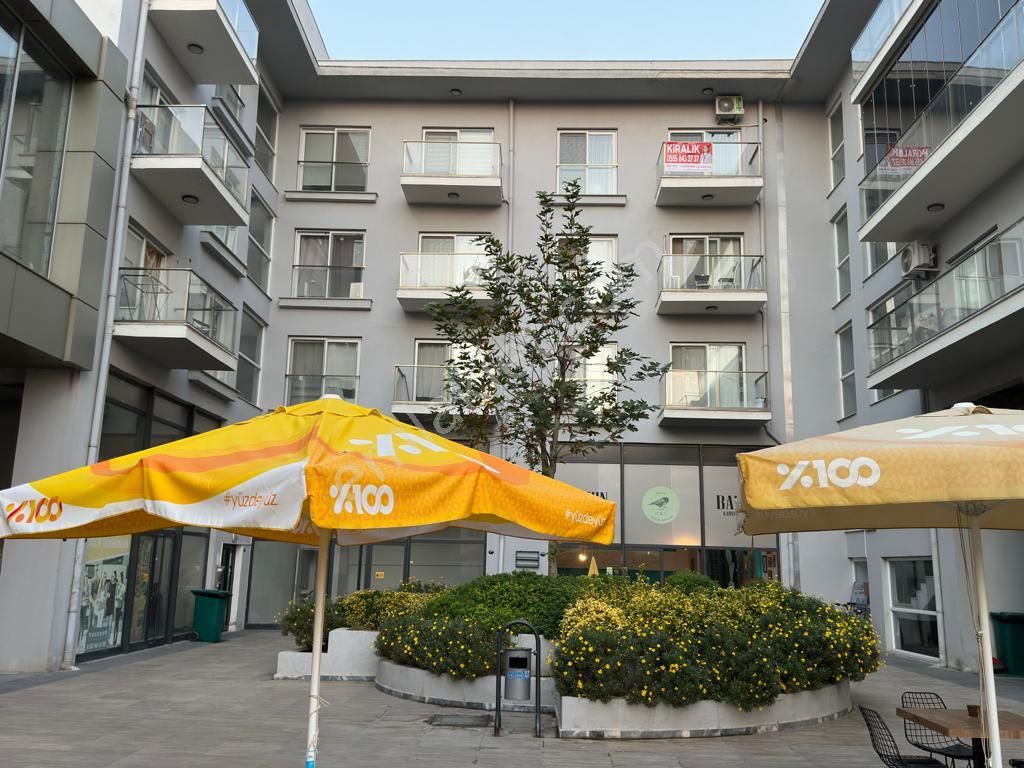 Seyrek'te Havuzlu Eşyalı Klimalı 1+1 Kiralık Temiz Daire