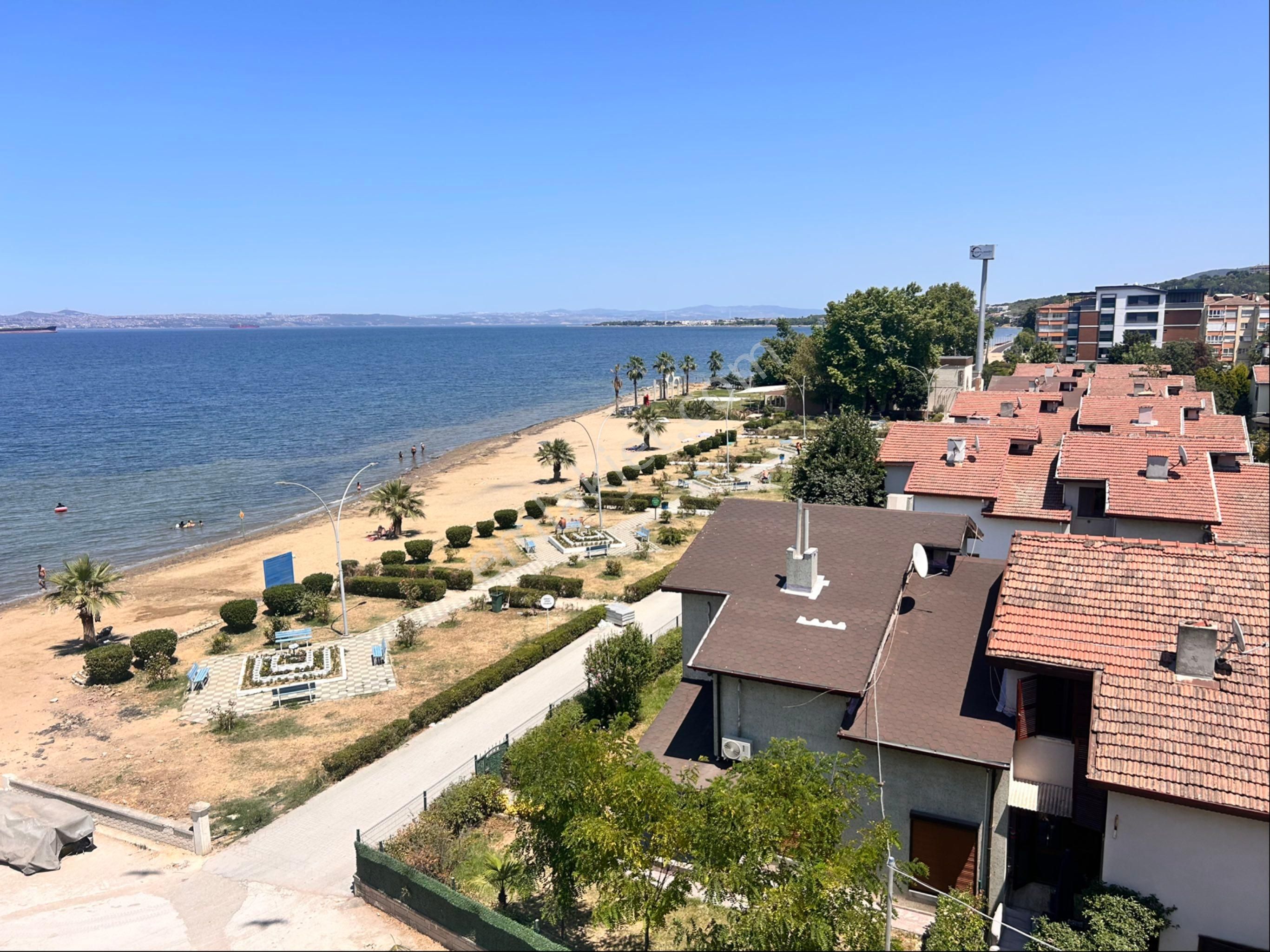 Çiflikköysahil Mahalesinde 2+1 Tadilatı Yeni Yapılmış