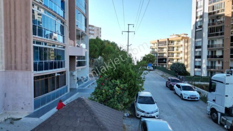 Menemen 29 Ekim Mahallesinde 3+1 Avantajlı Satılık Daire