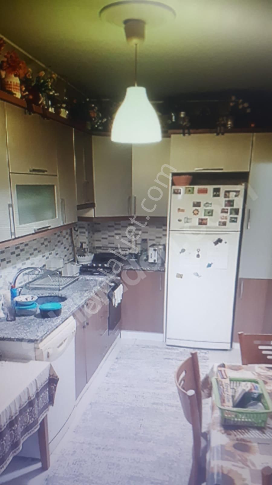 Buca Şirinyer Merkez De 2+1 Yüksek Giriş Bahçeli Satılık Daire