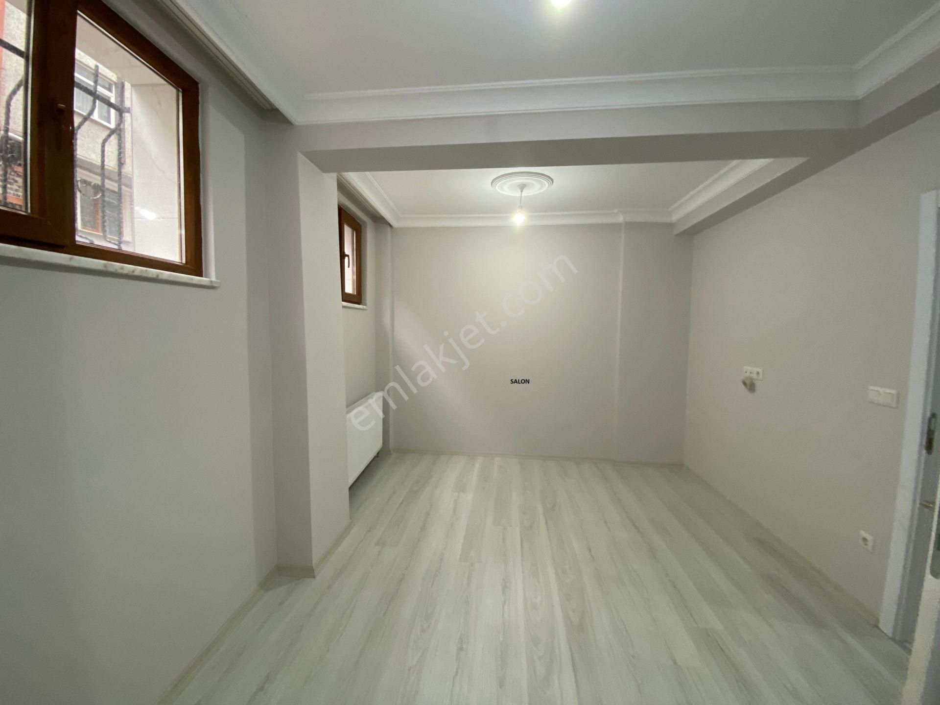 Avrupa Emlak Tan Esenler Dörtyol Meydana 1-2dk F.çakmak Mh 75m² 2+1 Ters Dublex,bahçe Dublexi,3 Yaş