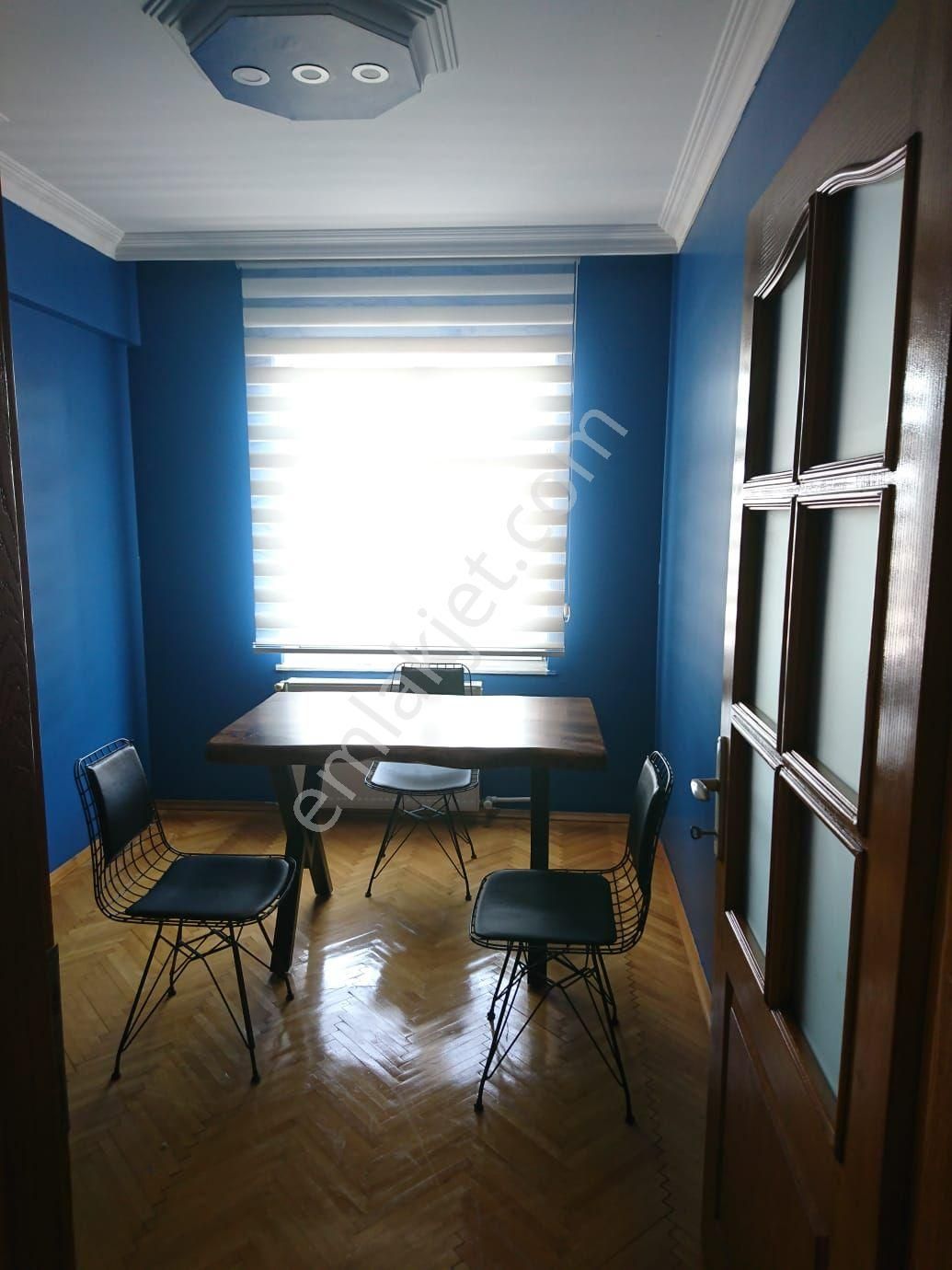 Pendik Kaynarca Mah. Çarşı İçi 3+1 Yatırımlık - Oturumluk Satılık daire