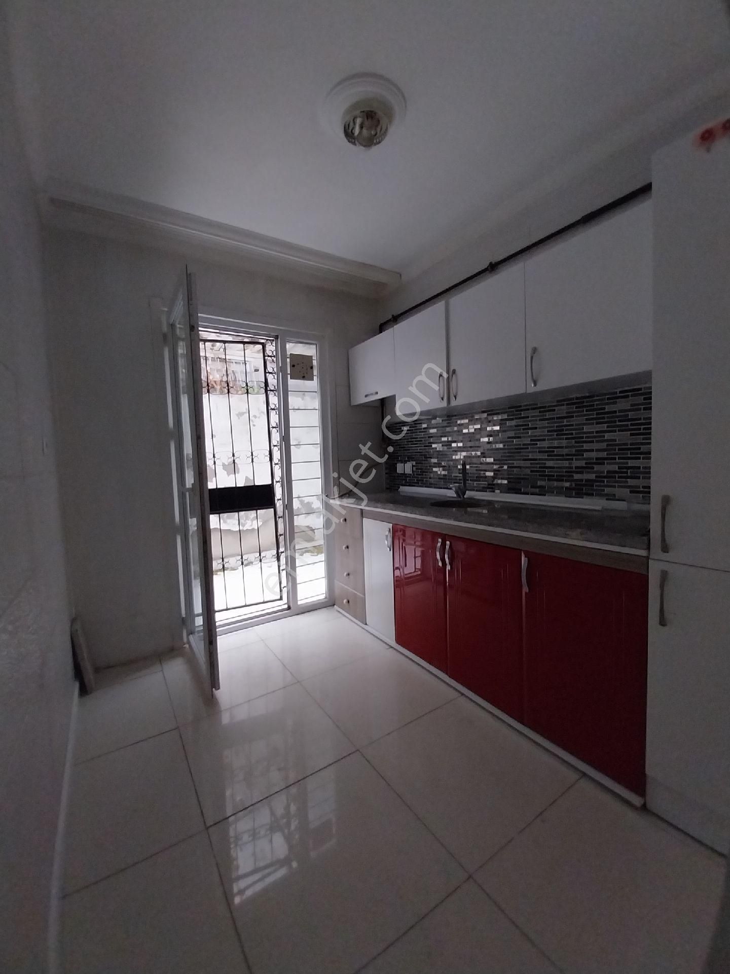 Avcılar Şükrübey Metrobüs Dibinde Kiracısı Hazır Yatırımlık Daire - Görsel 10