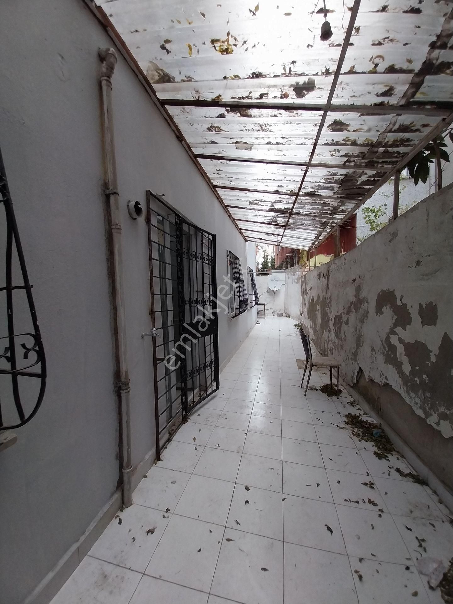 Avcılar Şükrübey Metrobüs Dibinde Kiracısı Hazır Yatırımlık Daire - Görsel 5