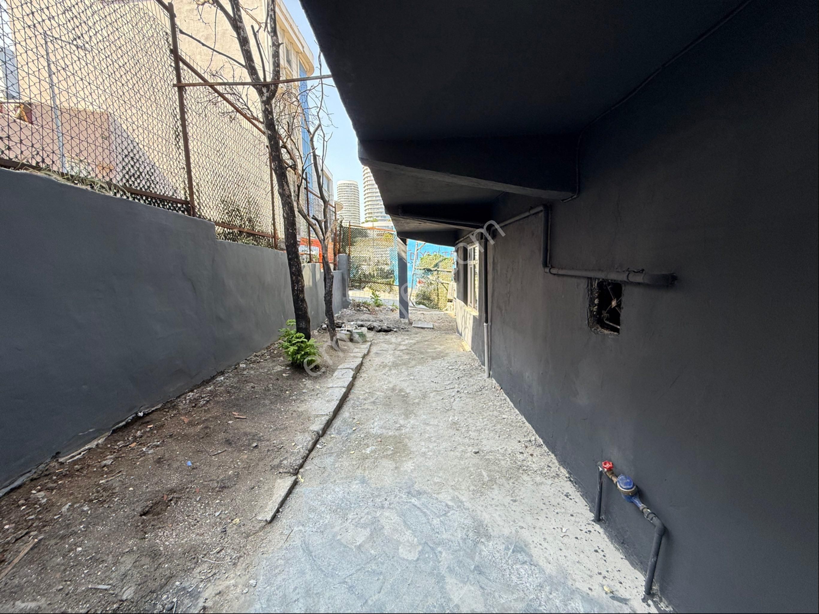 İkitelli Basın Expreste Mall Of İst Karşısında Komple Kiralık 3 Katlı Bina Ofis Depo - Görsel 4