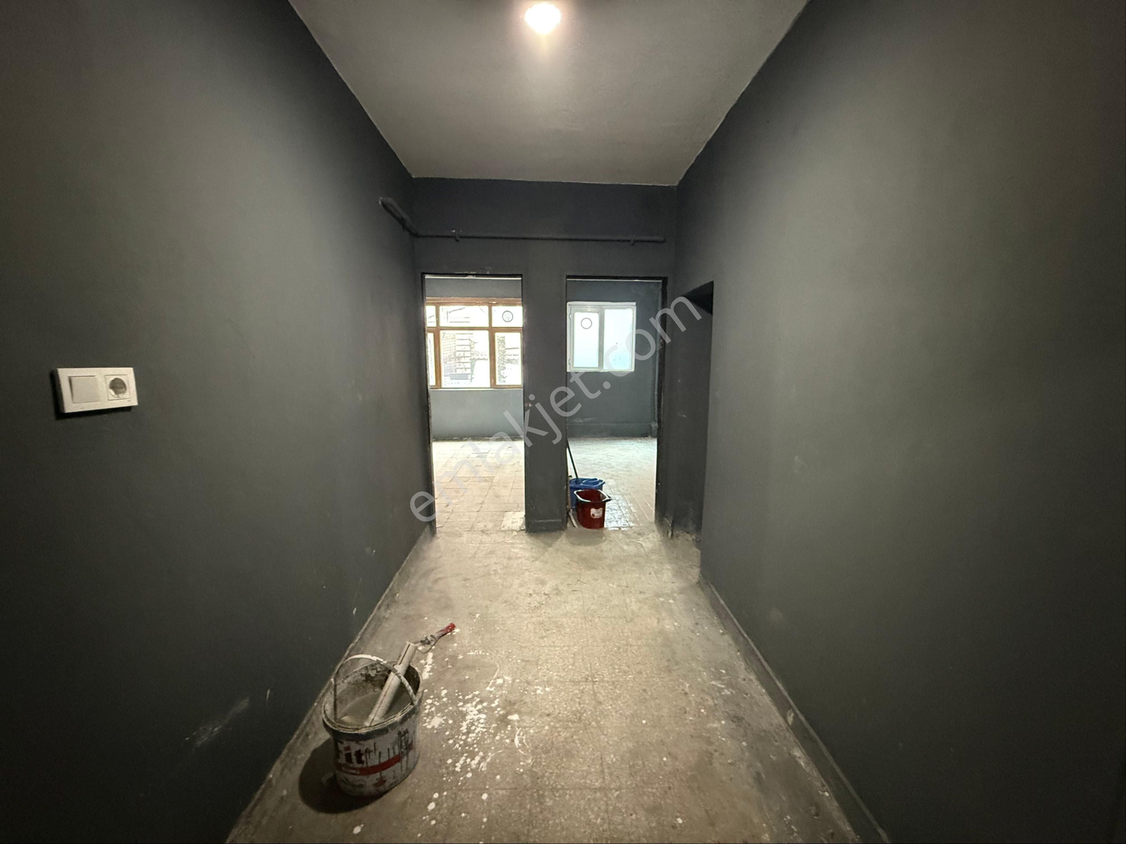 İkitelli Basın Expreste Mall Of İst Karşısında Komple Kiralık 3 Katlı Bina Ofis Depo - Görsel 34