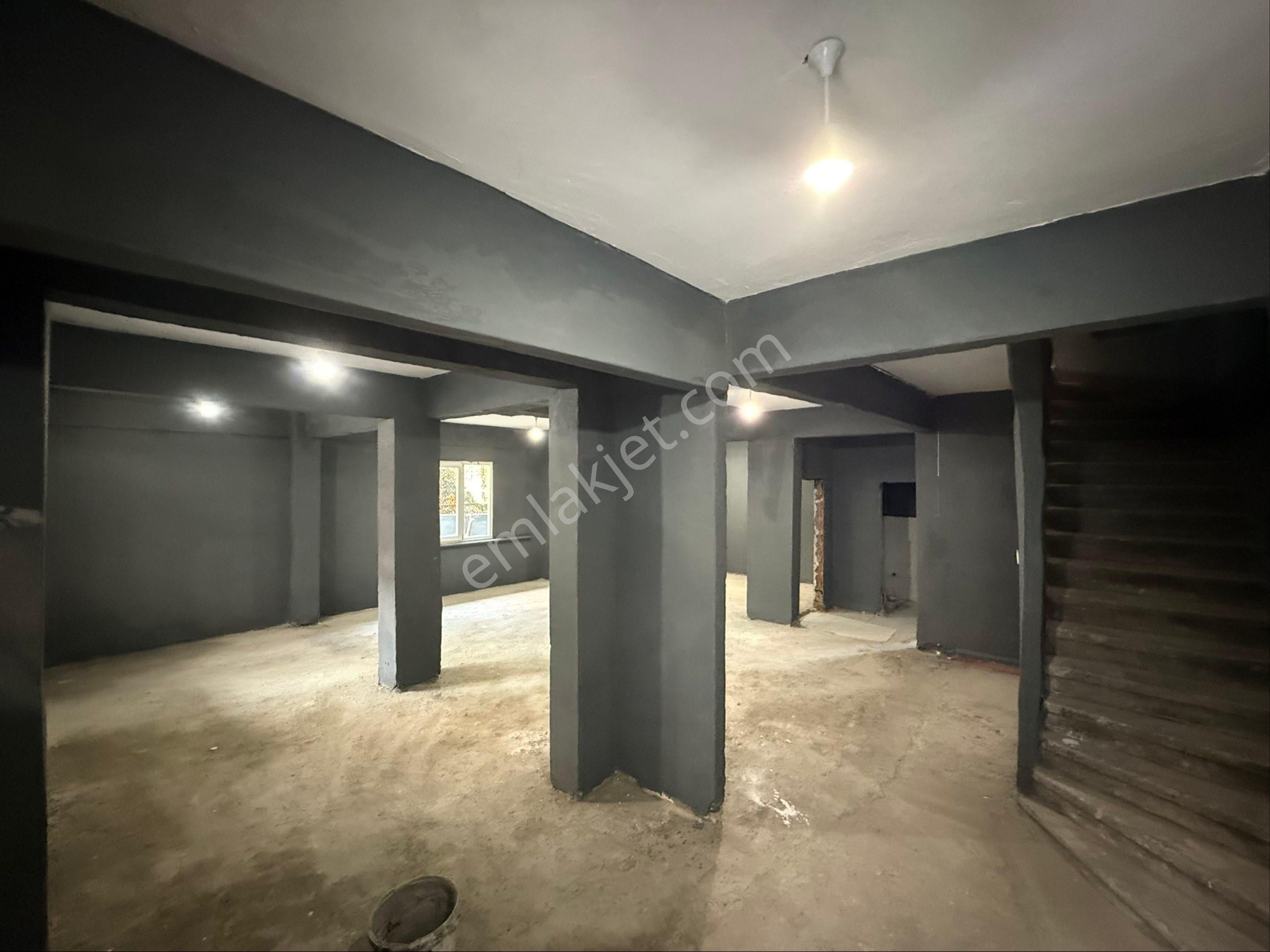 İkitelli Basın Expreste Mall Of İst Karşısında Komple Kiralık 3 Katlı Bina Ofis Depo - Görsel 35