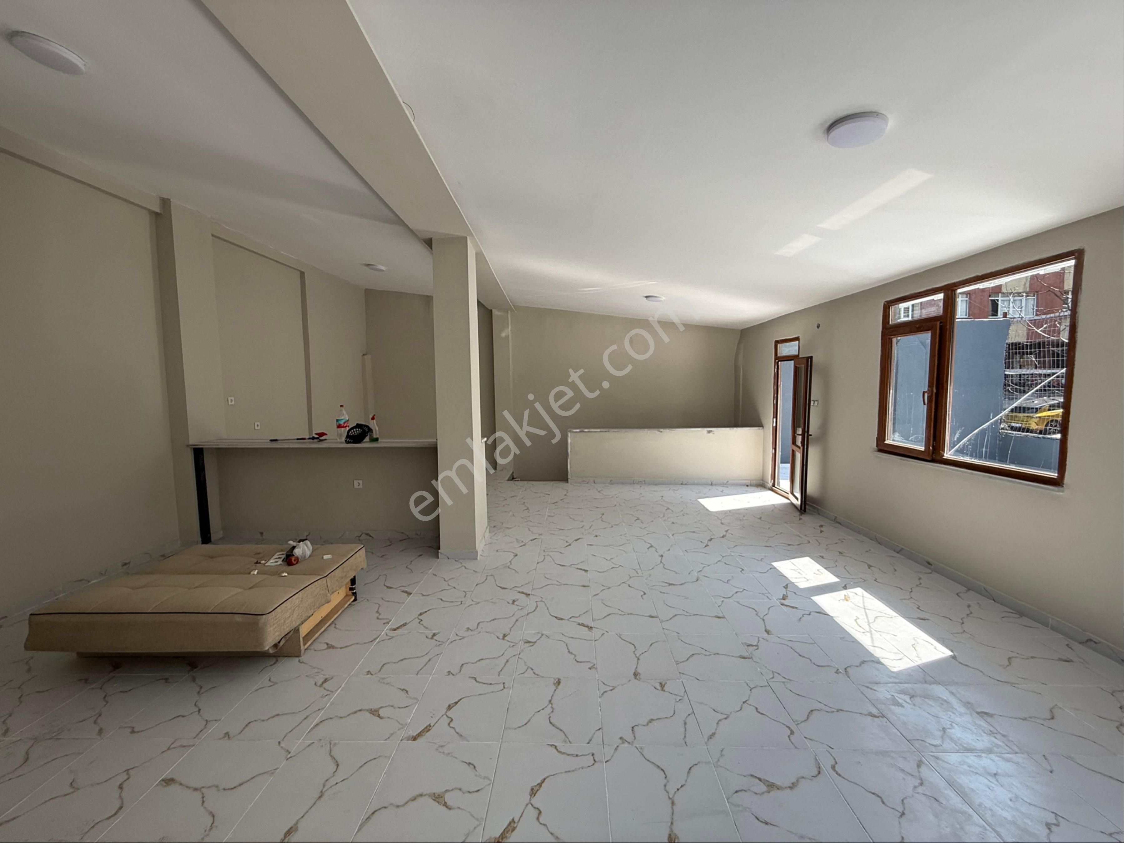 İkitelli Basın Expreste Mall Of İst Karşısında Komple Kiralık 3 Katlı Bina Ofis Depo - Görsel 16