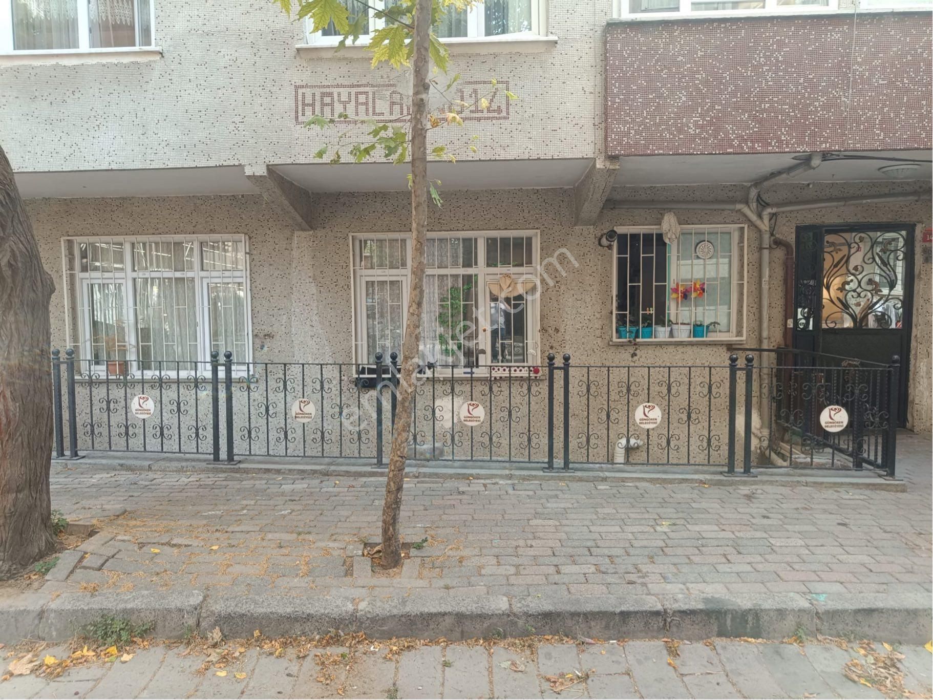 Güngören Akıncılar Mahallesi'nde 2+1 70 M2 Satılık Düz Giriş Daire