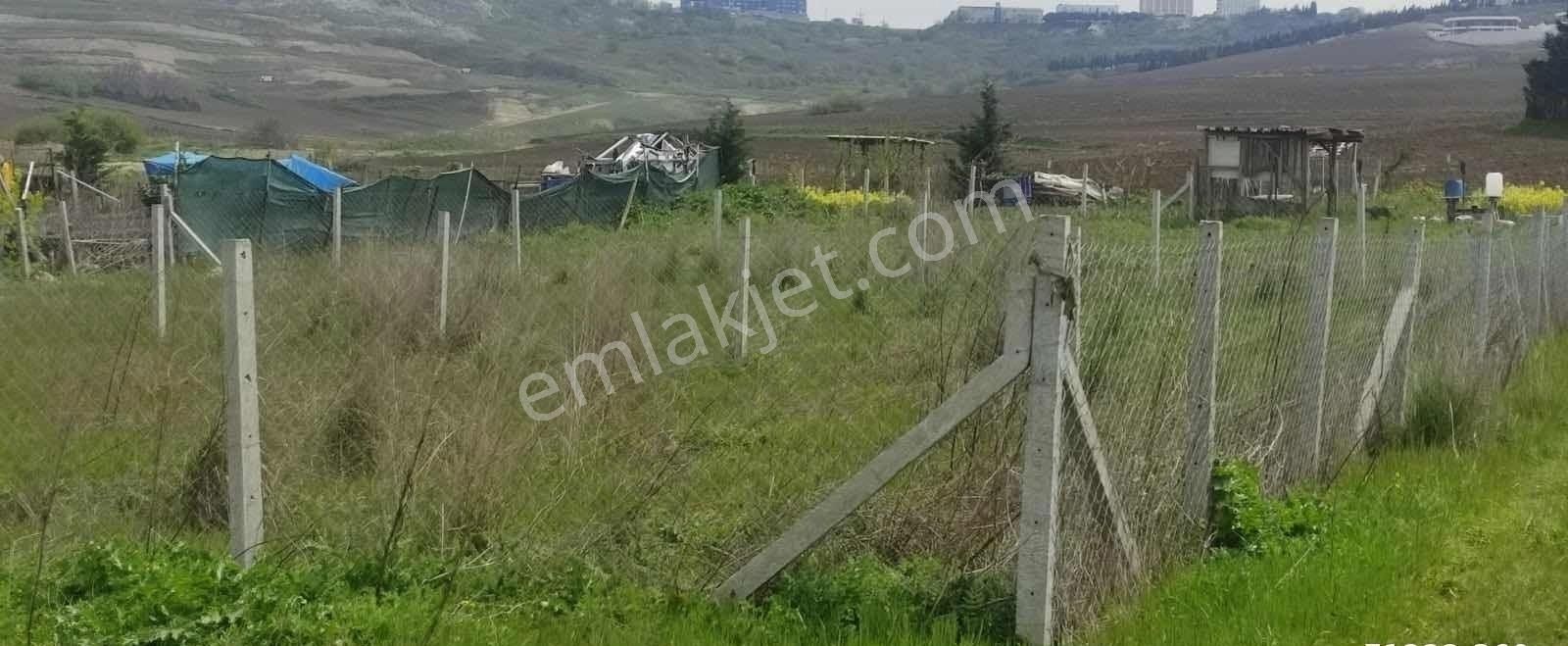 Büyükçekmece Merkezde Satılık 250+250m2 Satılık Arsa