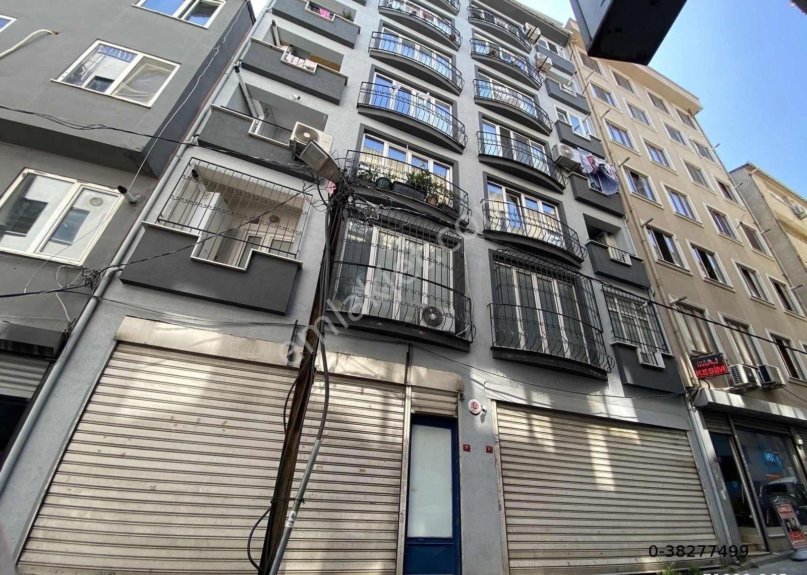 Kağıthane Meydanda Metroya 50mt Mesafede 2+1 Kiralık Daire