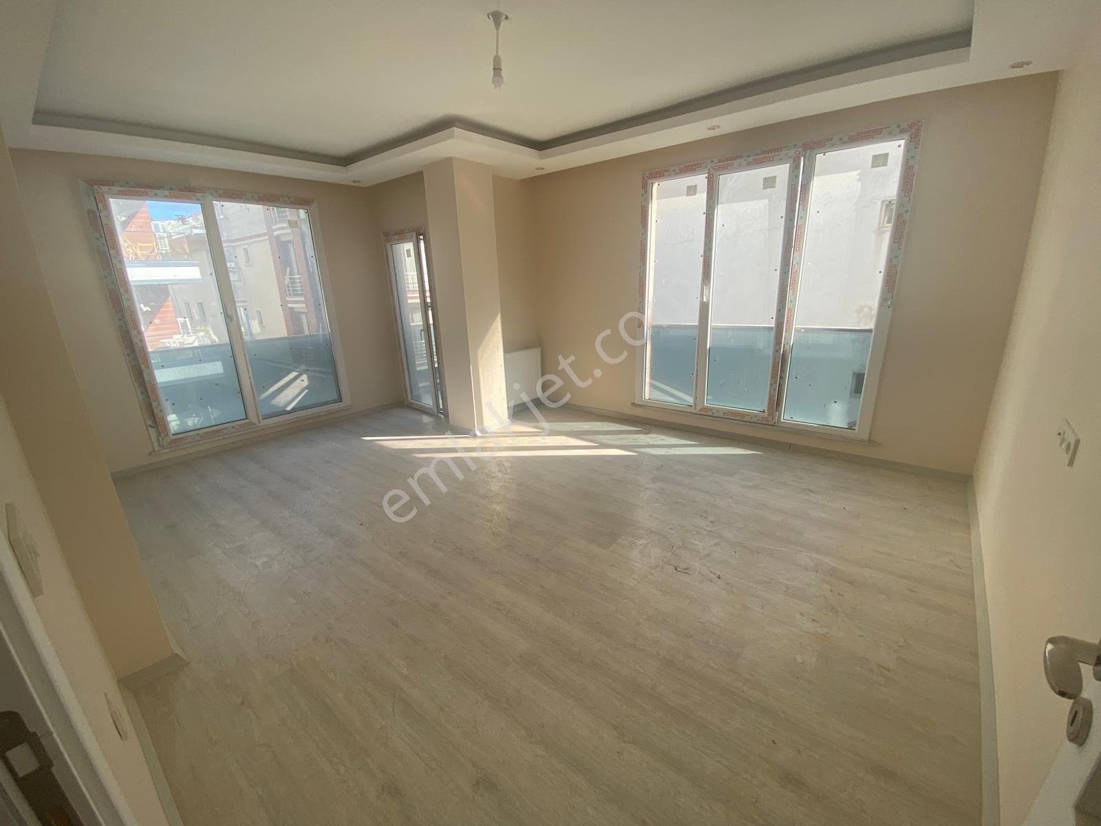 Delta’dan Denizköşller’de 4+2 Yeni Binada 200m2 Kiralık Dublex Daire