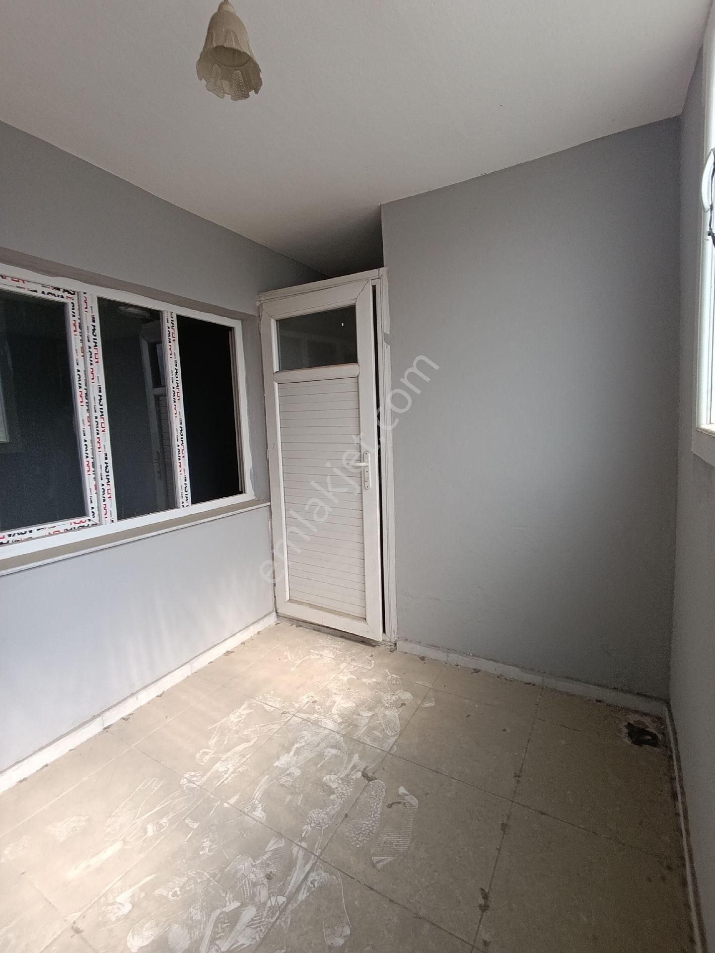 Satılık Adakent Emlak Dan Satlik Mustakil Ev 2 Katli 3+1 Daire Alti İki Dukkan Ana Yol Kenari - Görsel 12