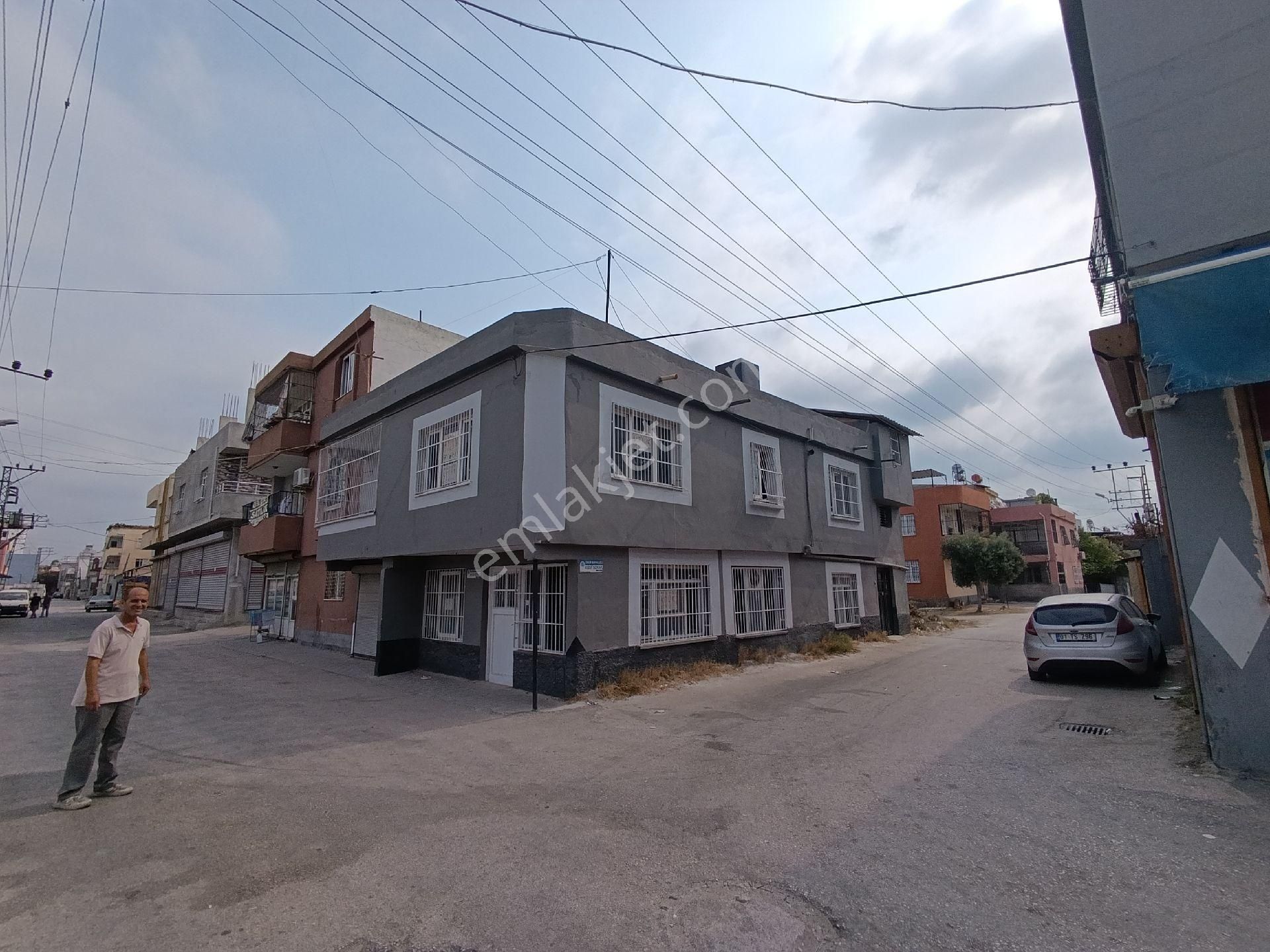 Satılık Adakent Emlak Dan Satlik Mustakil Ev 2 Katli 3+1 Daire Alti İki Dukkan Ana Yol Kenari - Görsel 4