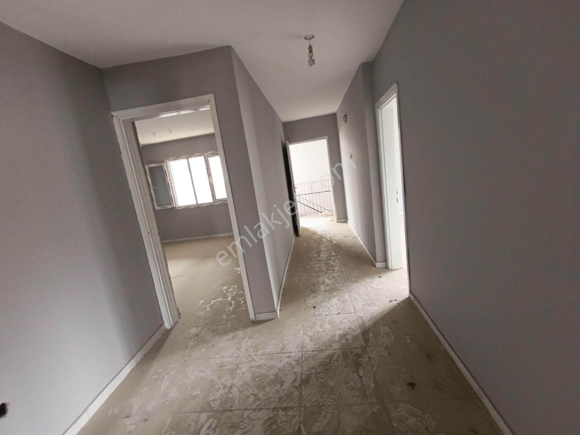 Satılık Adakent Emlak Dan Satlik Mustakil Ev 2 Katli 3+1 Daire Alti İki Dukkan Ana Yol Kenari - Görsel 25