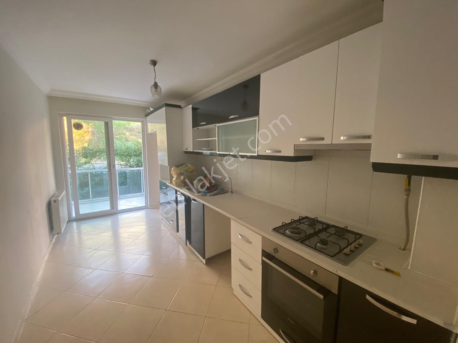 Yamanlar Anıt Park Sitesi Kiralık 3+1 Daire