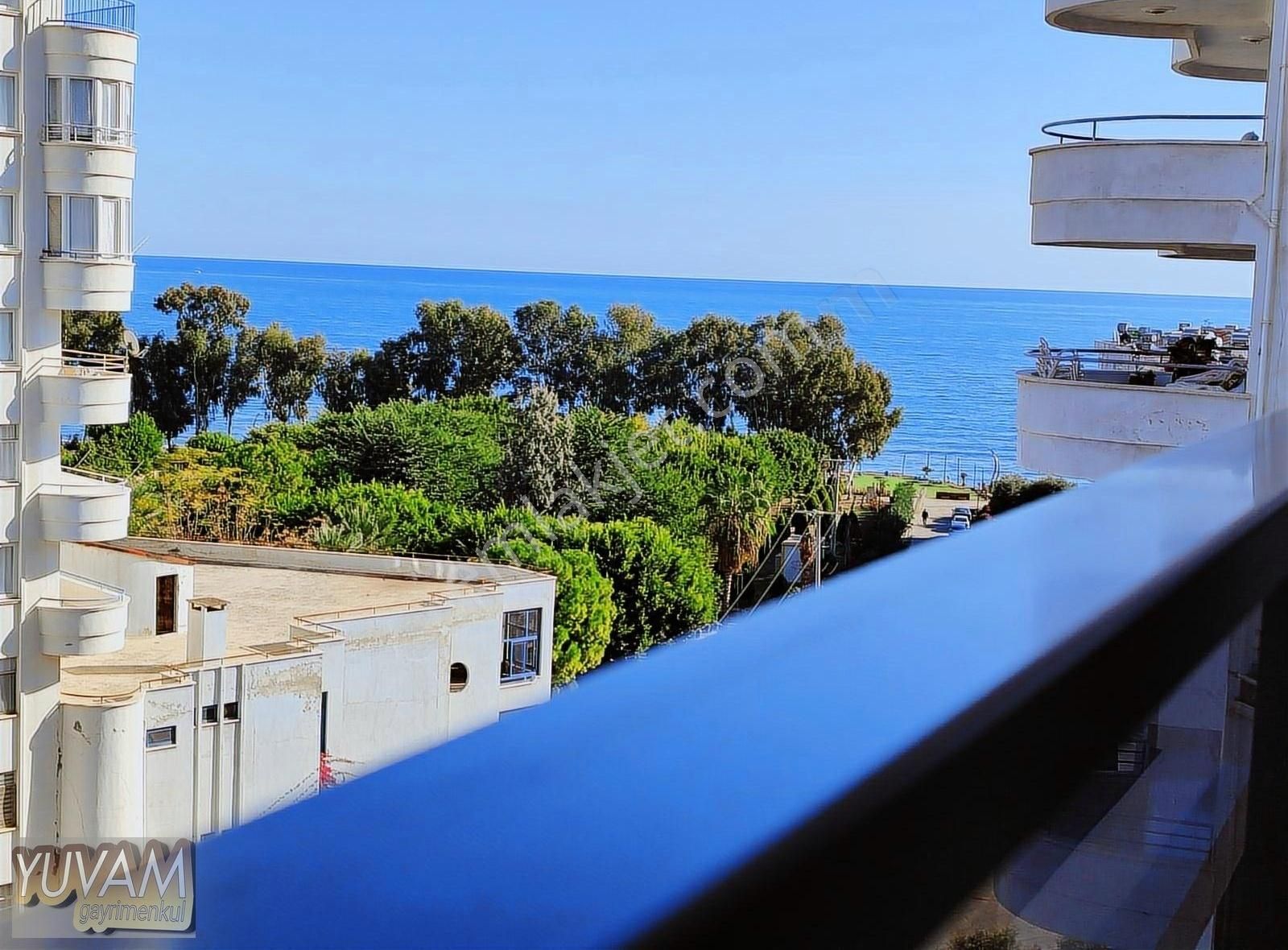 Havuzlu Site İçde Kombi,klima Ve Ankastre Deniz Mnzlı Satılık1+1