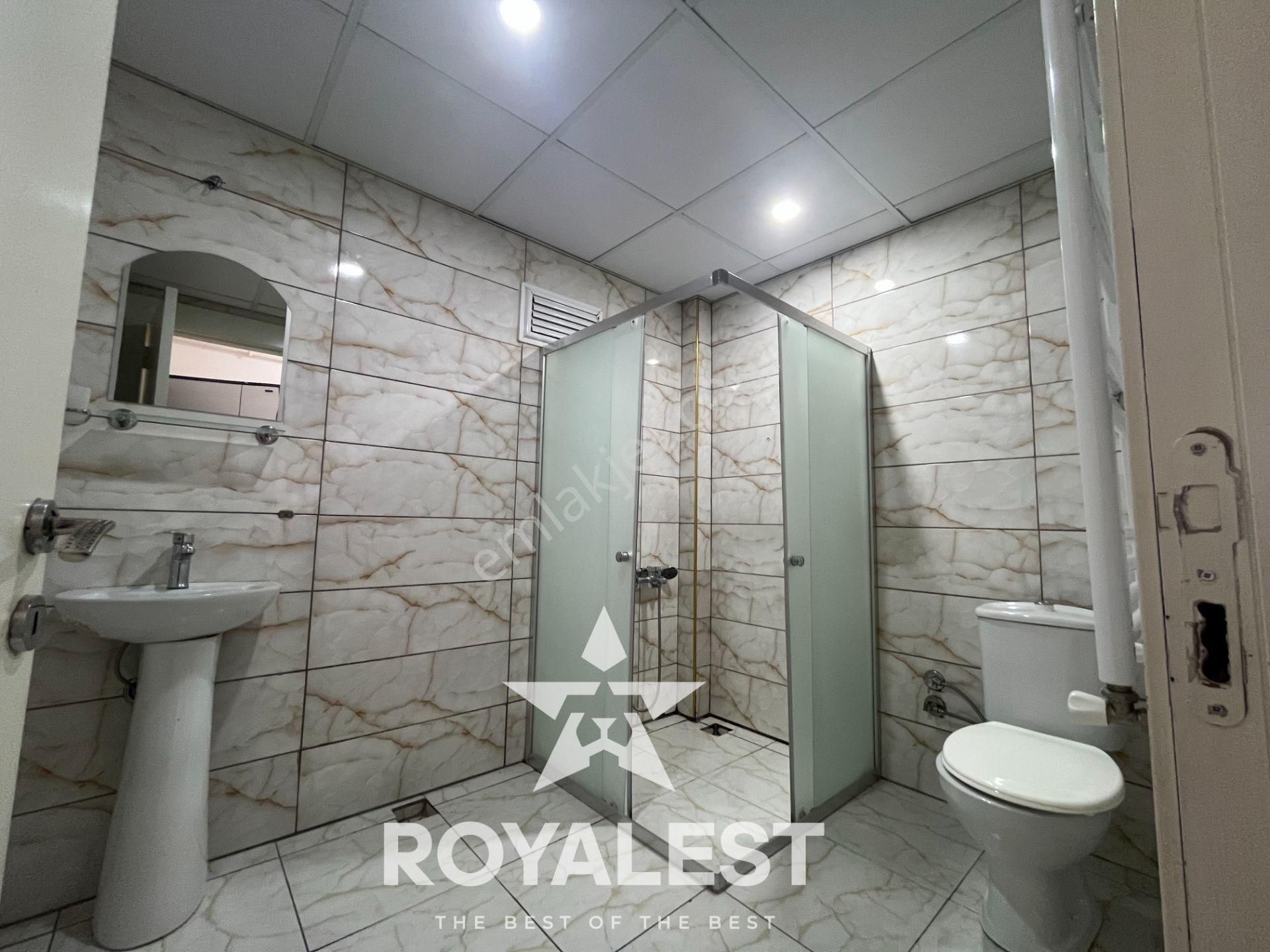 Royalest'ten Bakımlı Nezih Daire
