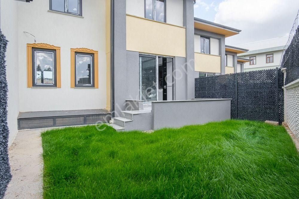 Sille Ak Mah 150 M2 Müstakil Bahçeli Satılık 4+1 Sıfır Lüks Villa