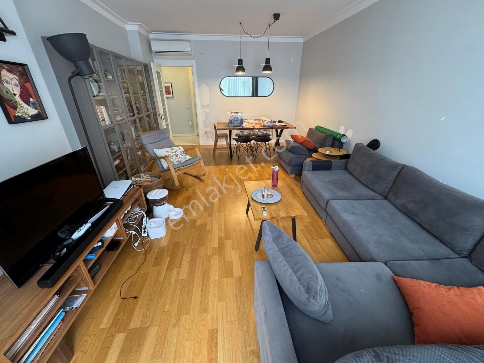 Selamiçeşme Özgürlük Parkına Yakın 3+1 Kiralık