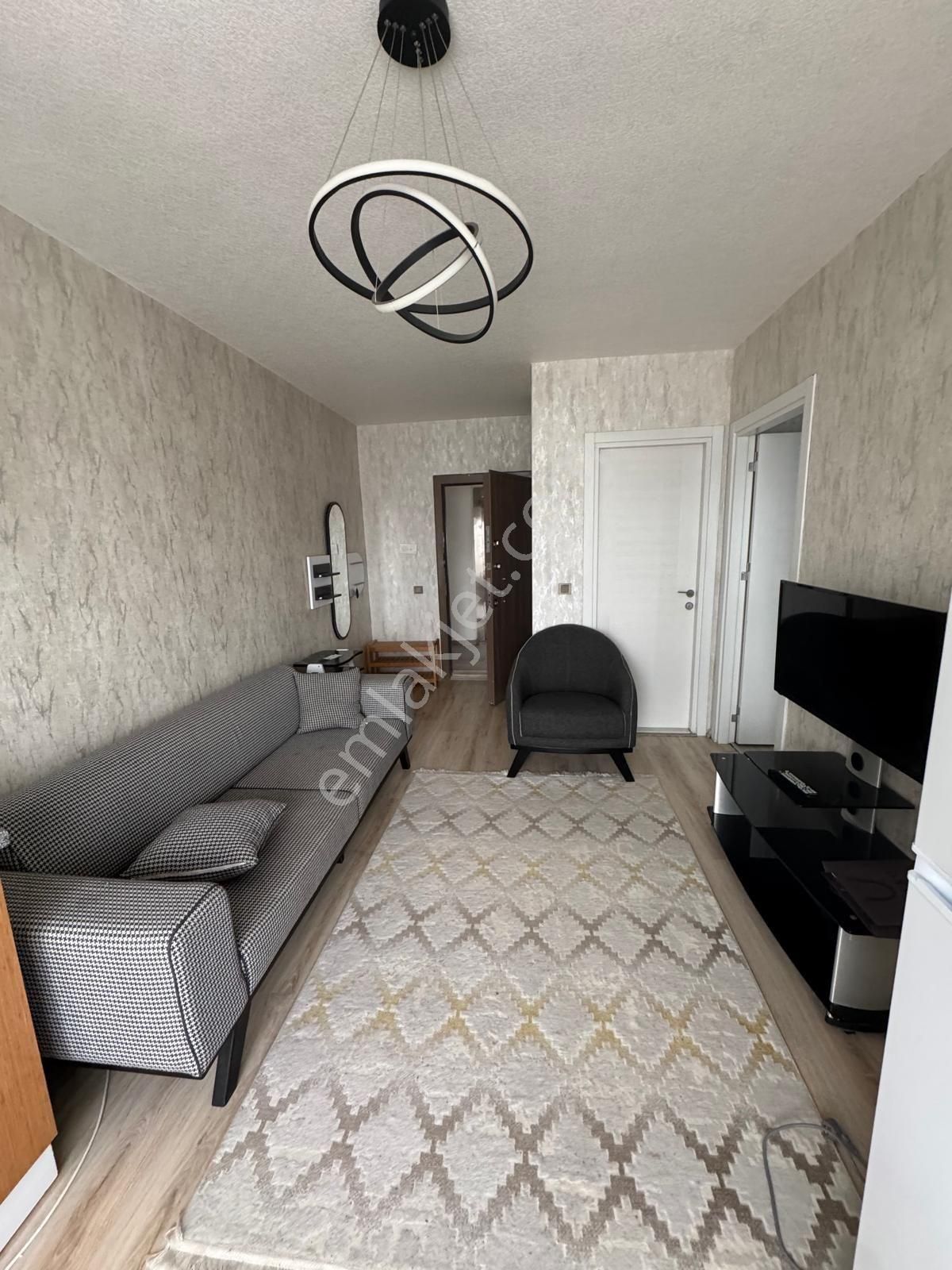 Çarkıparede Stadyum Yanı 1+1 Eşyalı Kaçmaz Fiyata Kiralık Daire