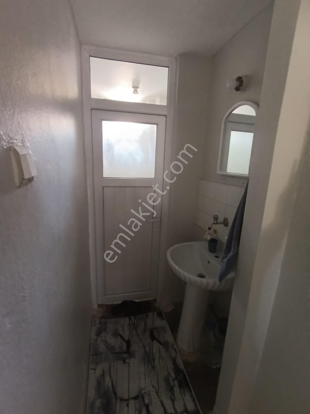 Uygun Emlaktan Bamyasuyunda İçi Full Eşyalı Kiralık Daire - Görsel 15
