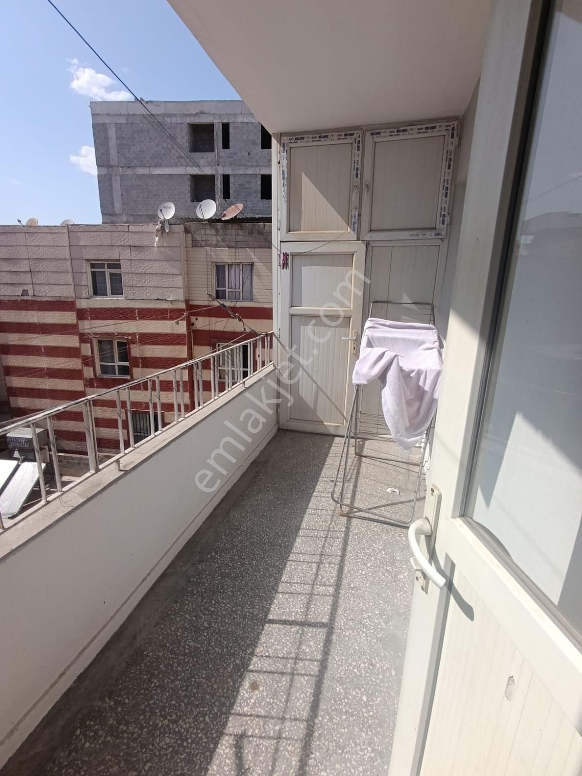 Uygun Emlaktan Bamyasuyunda İçi Full Eşyalı Kiralık Daire - Görsel 13