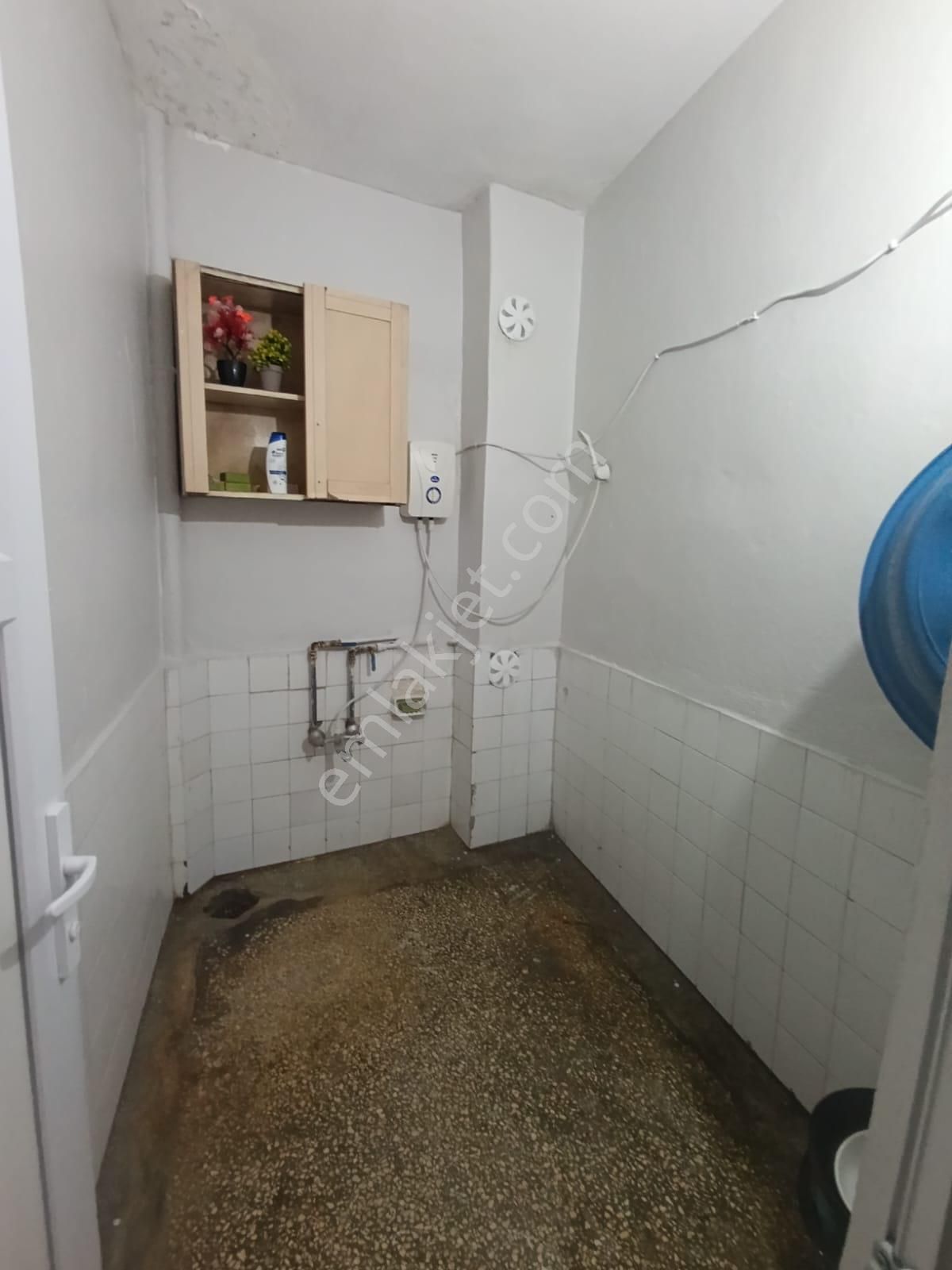 Uygun Emlaktan Bamyasuyunda İçi Full Eşyalı Kiralık Daire - Görsel 12