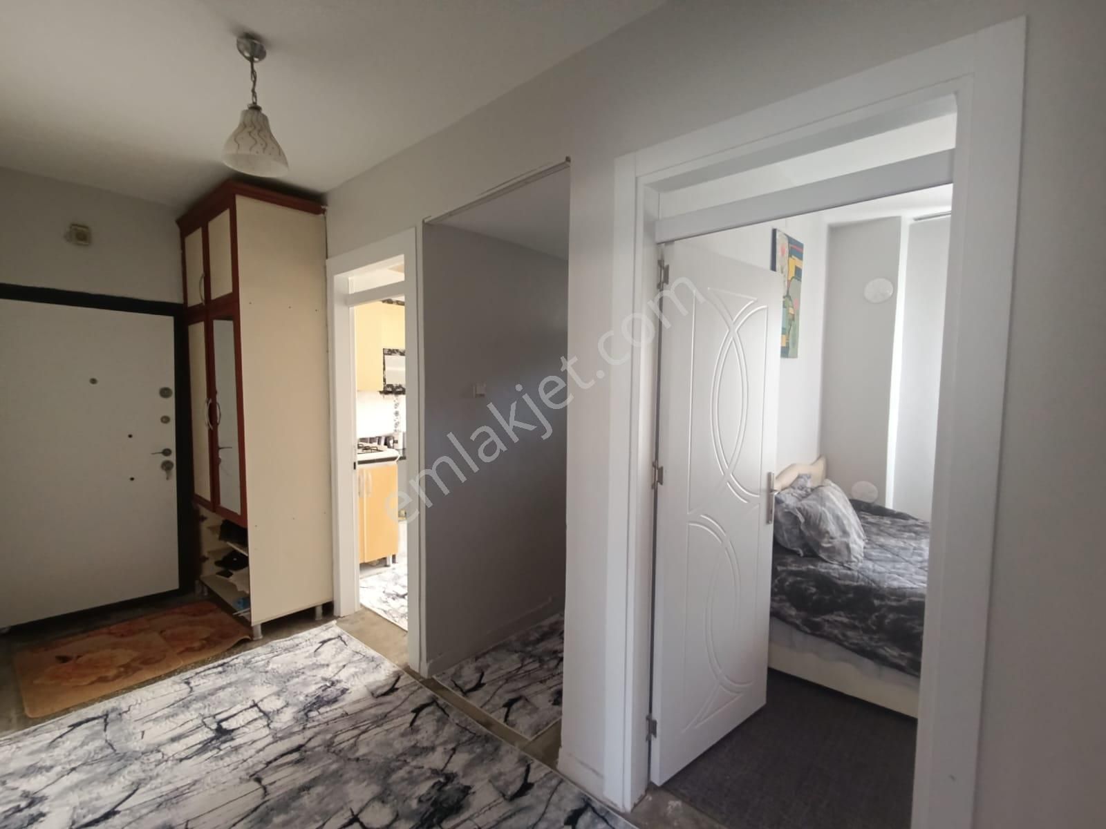 Uygun Emlaktan Bamyasuyunda İçi Full Eşyalı Kiralık Daire