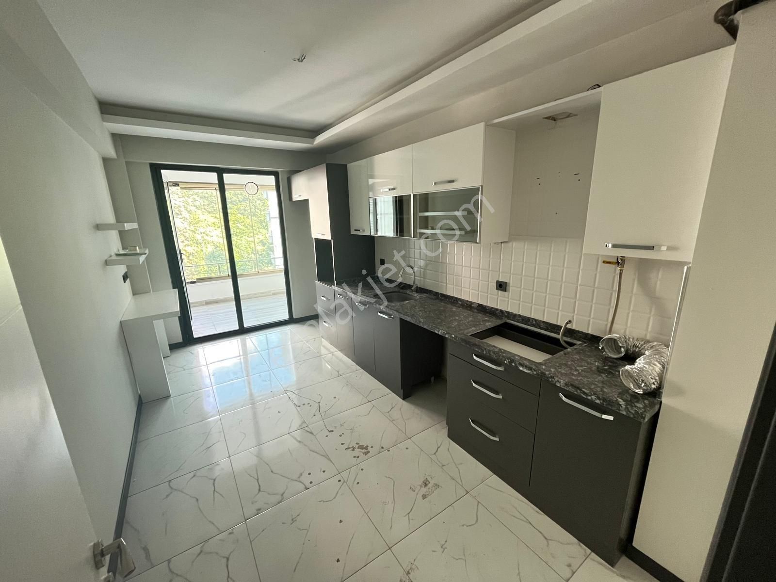 Doğan Emlak Group’tan İlkadım Kalkancı Mh.3+1 5.kat Site İçi