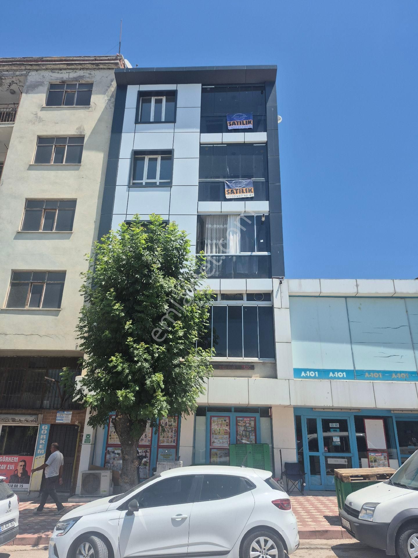 Erkan Anbar Dan Kiralık 2+1 Daire Suluova Cumhuriyet Mahallesi Şehir Merkezinde