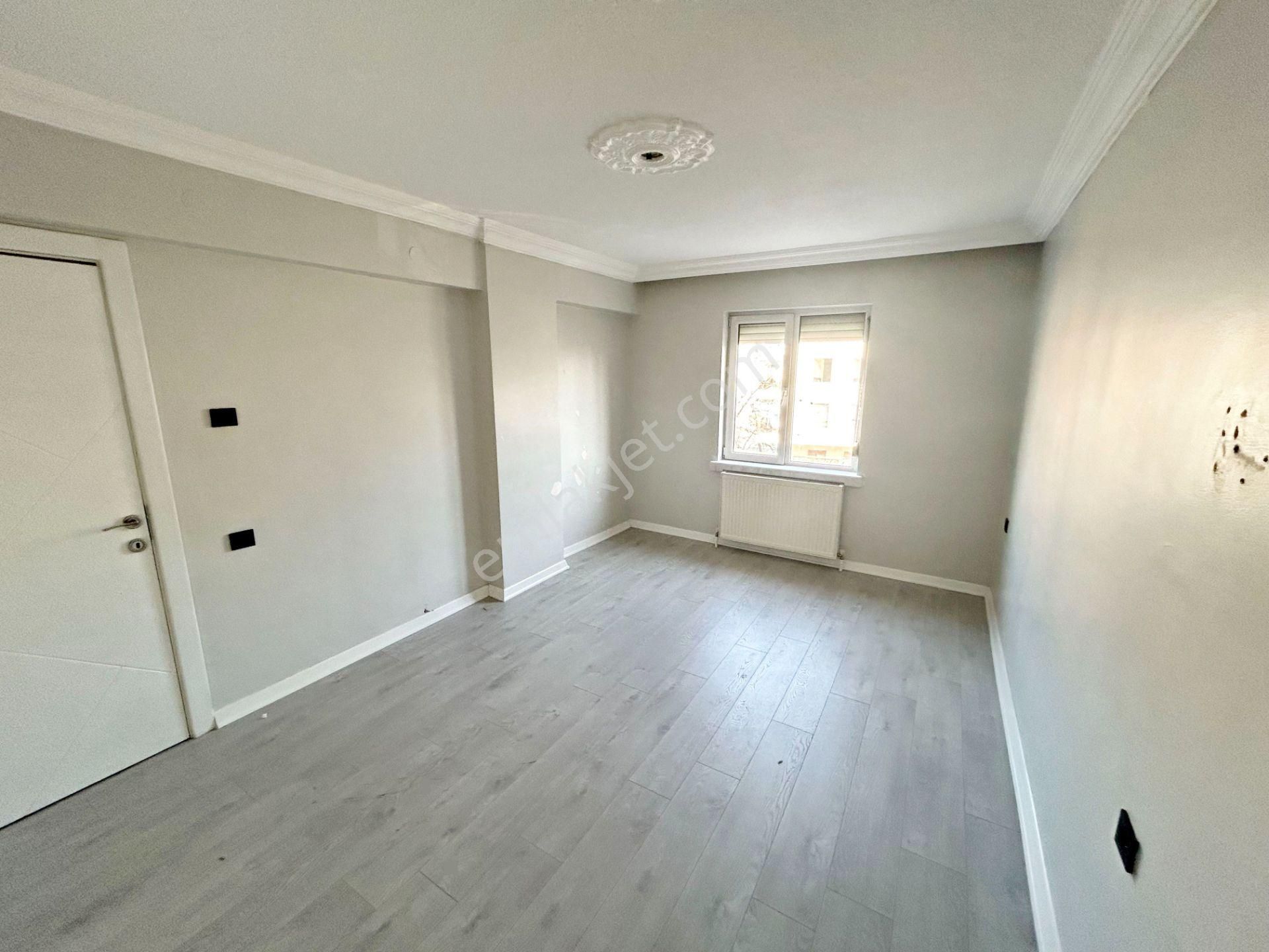 3+1 Ayvalı Cad Üzeri 1.kat Konumunda Cepheleri Açık Yapılı - Görsel 25