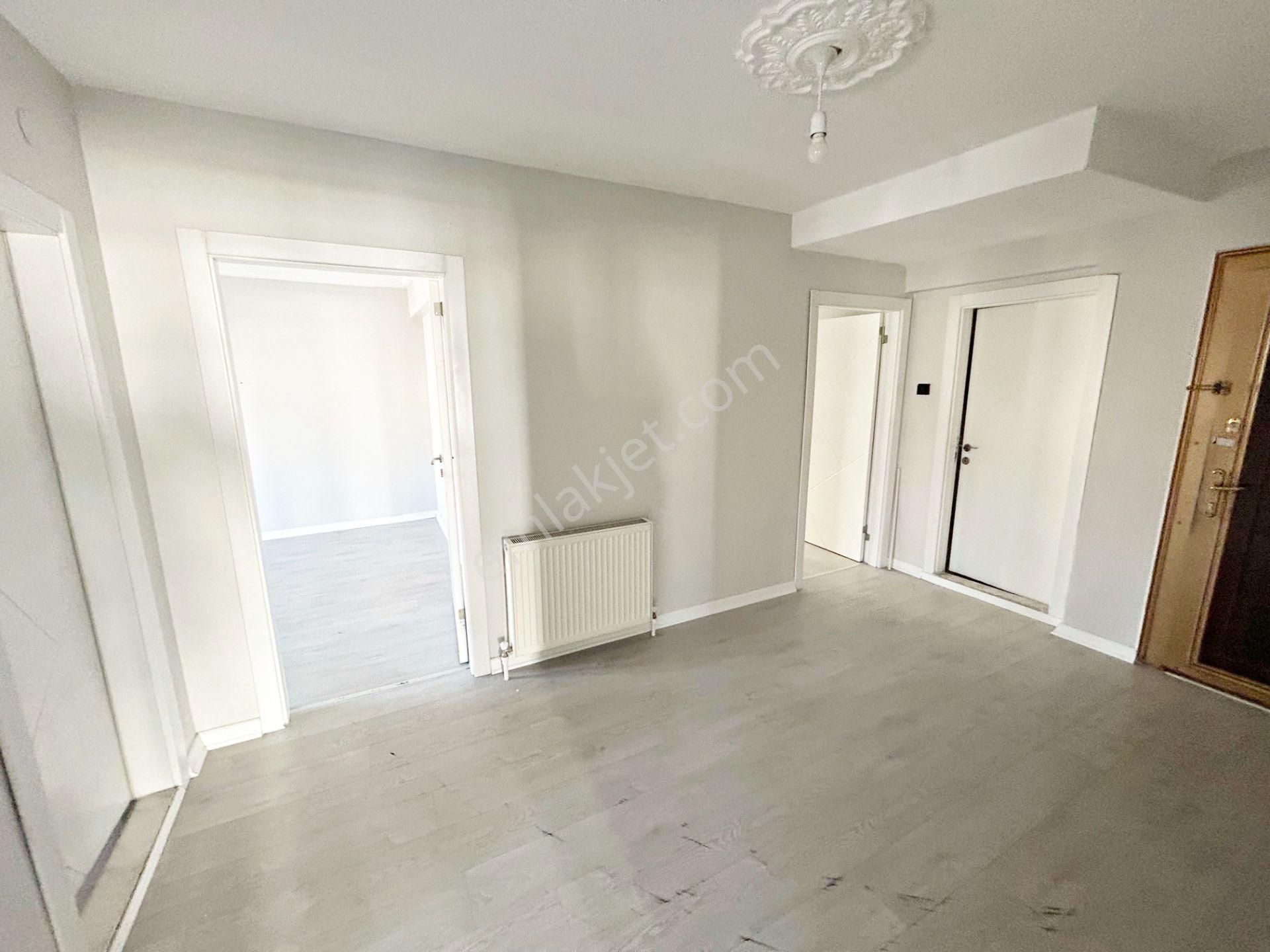 3+1 Ayvalı Cad Üzeri 1.kat Konumunda Cepheleri Açık Yapılı - Görsel 10