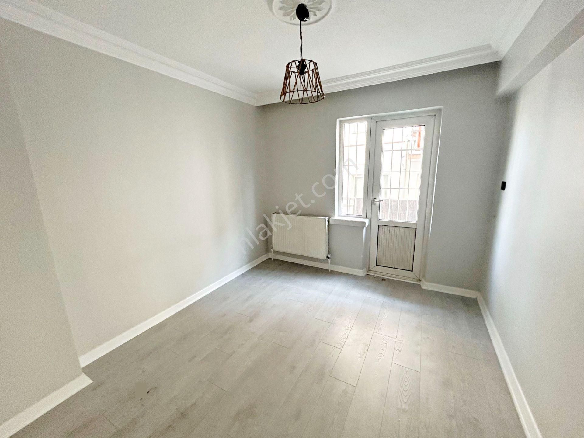 3+1 Ayvalı Cad Üzeri 1.kat Konumunda Cepheleri Açık Yapılı - Görsel 29