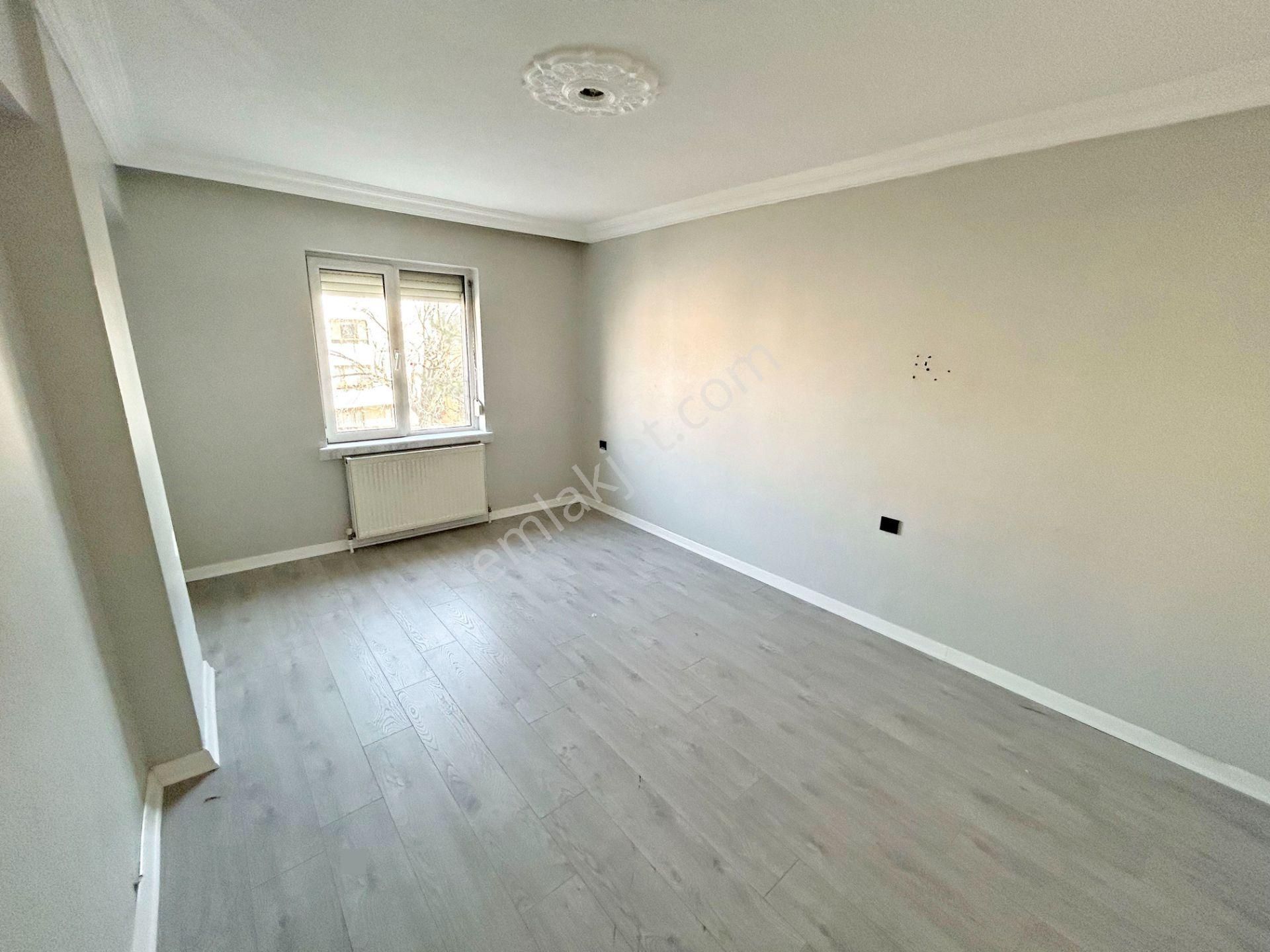 3+1 Ayvalı Cad Üzeri 1.kat Konumunda Cepheleri Açık Yapılı - Görsel 24