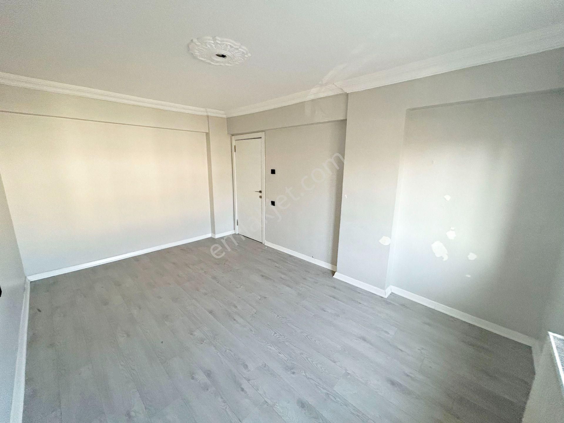 3+1 Ayvalı Cad Üzeri 1.kat Konumunda Cepheleri Açık Yapılı - Görsel 26