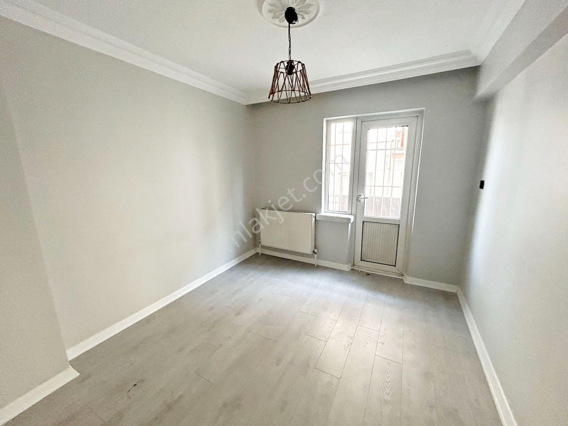 3+1 Ayvalı Cad Üzeri 1.kat Konumunda Cepheleri Açık Yapılı - Görsel 28