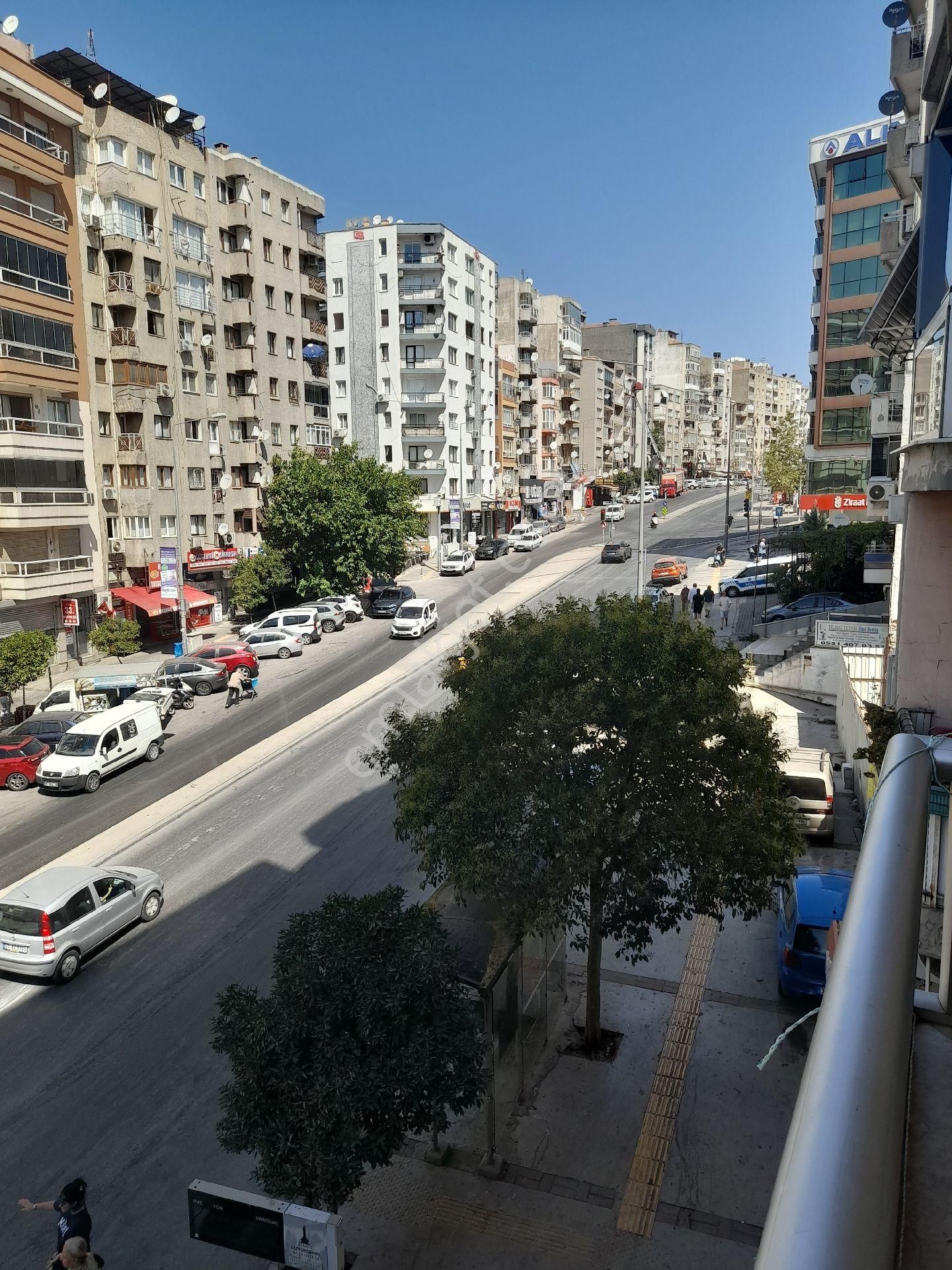 İzmir Konak Eşrefpaşa Cadde Üzerinde 3+1,110 M2 Ebeveyn Banyolu, Doğalgazlı Lüks Daire - Görsel 14
