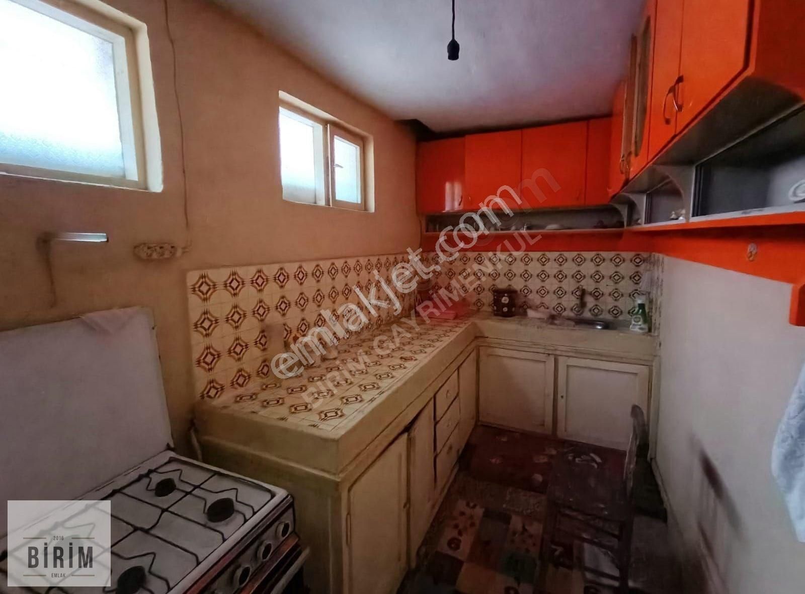 Birim^den Komple Satılık 3 Katlı Bahçeli Müstakil Yıldırım Mah - Görsel 8