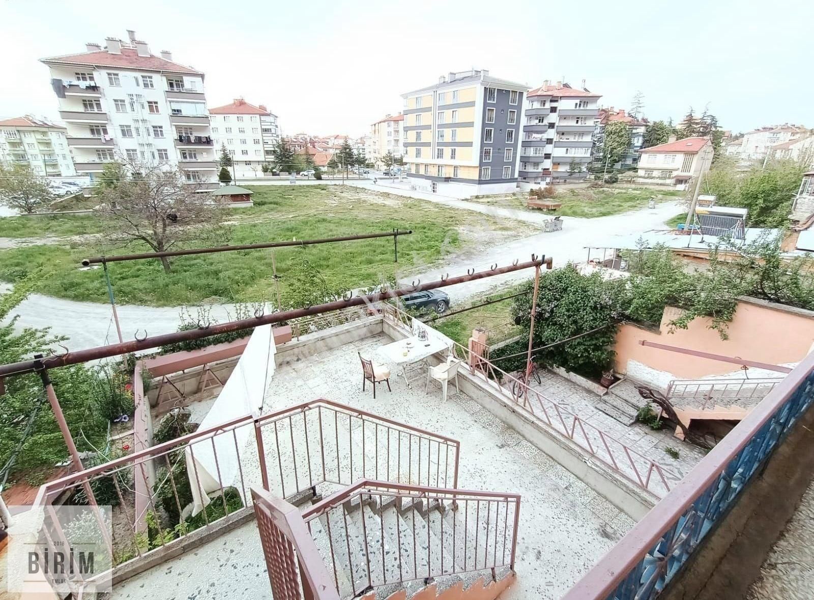 Birim^den Komple Satılık 3 Katlı Bahçeli Müstakil Yıldırım Mah - Görsel 18