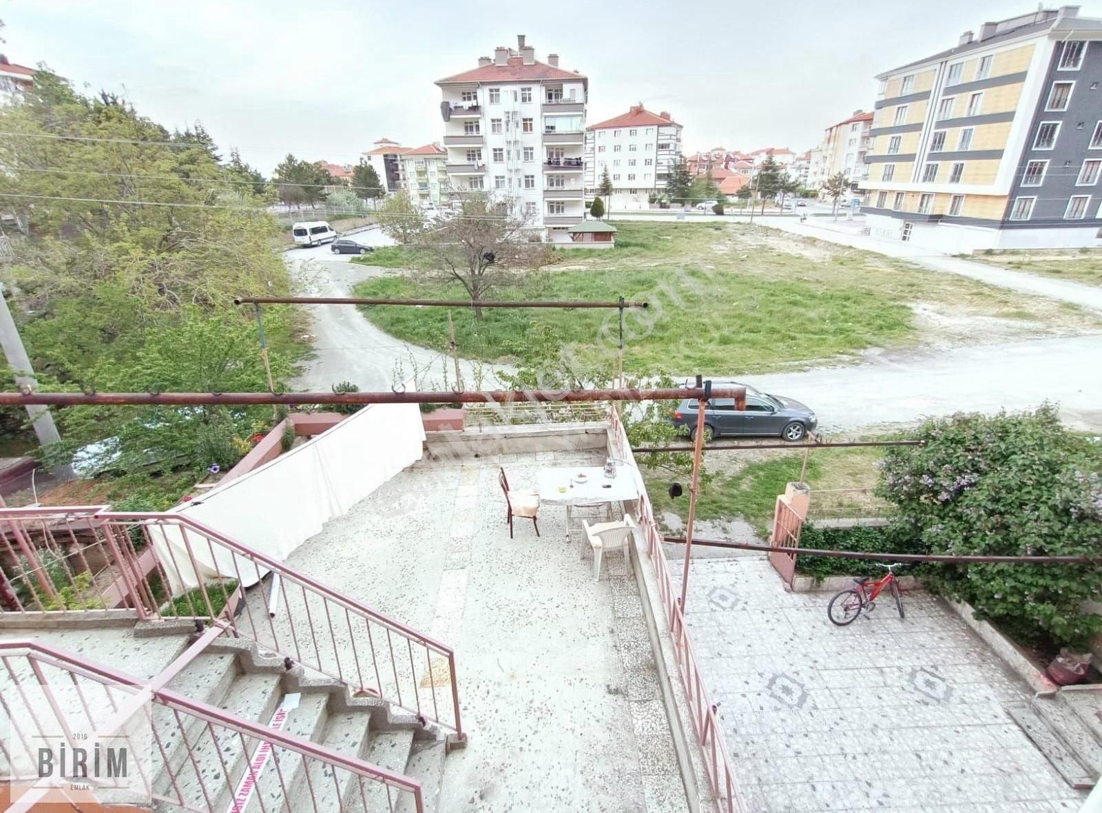 Birim^den Komple Satılık 3 Katlı Bahçeli Müstakil Yıldırım Mah - Görsel 17