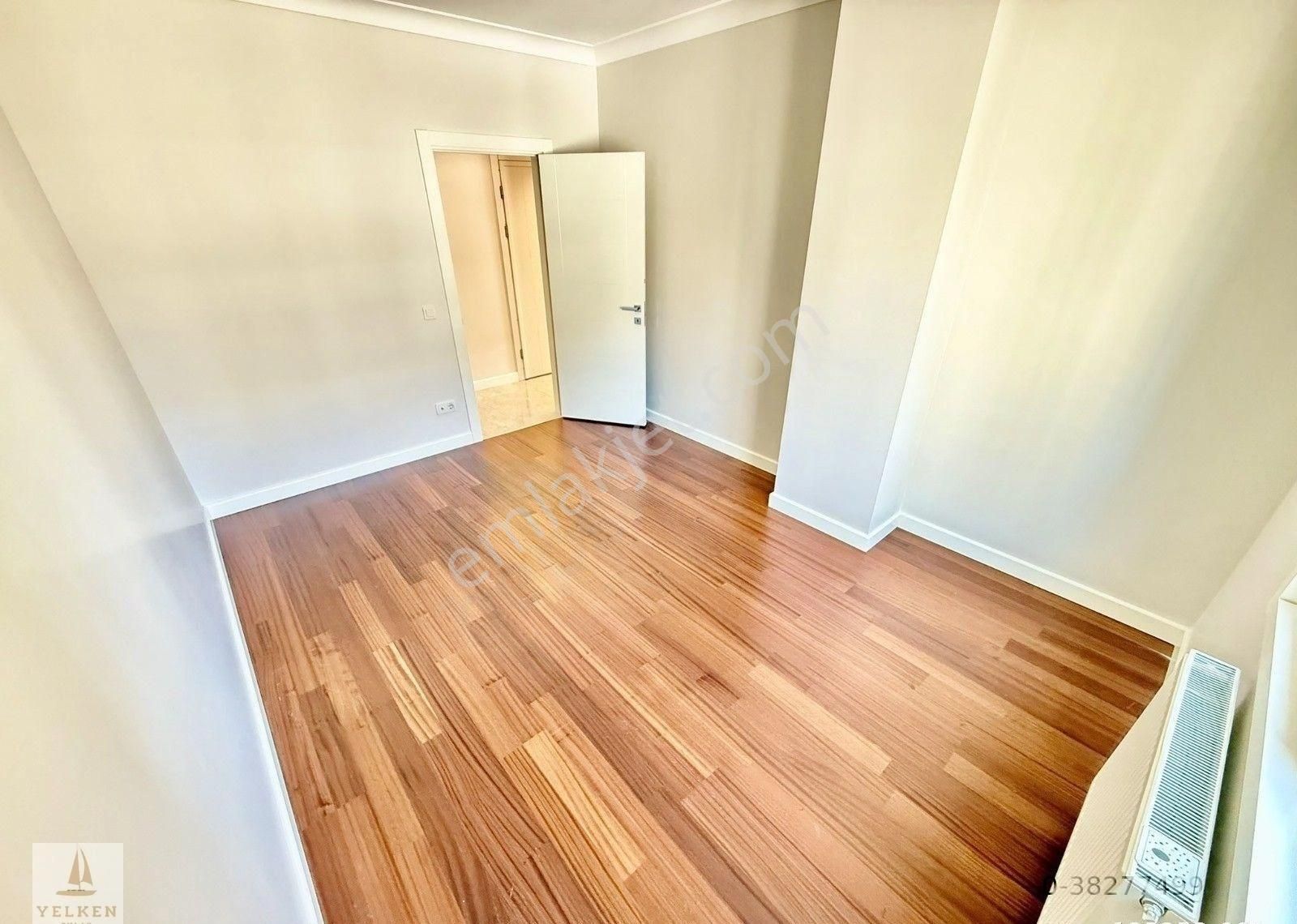 Yelken'den Suadiye Sahil'de 145m2 3+1 Balkonlu Ebeveynli 3 Yıllık - Görsel 21