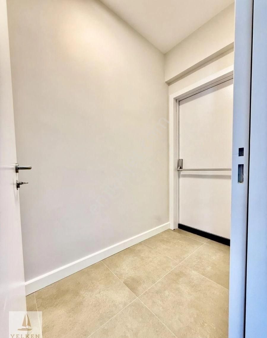 Yelken'den Suadiye Sahil'de 145m2 3+1 Balkonlu Ebeveynli 3 Yıllık - Görsel 26