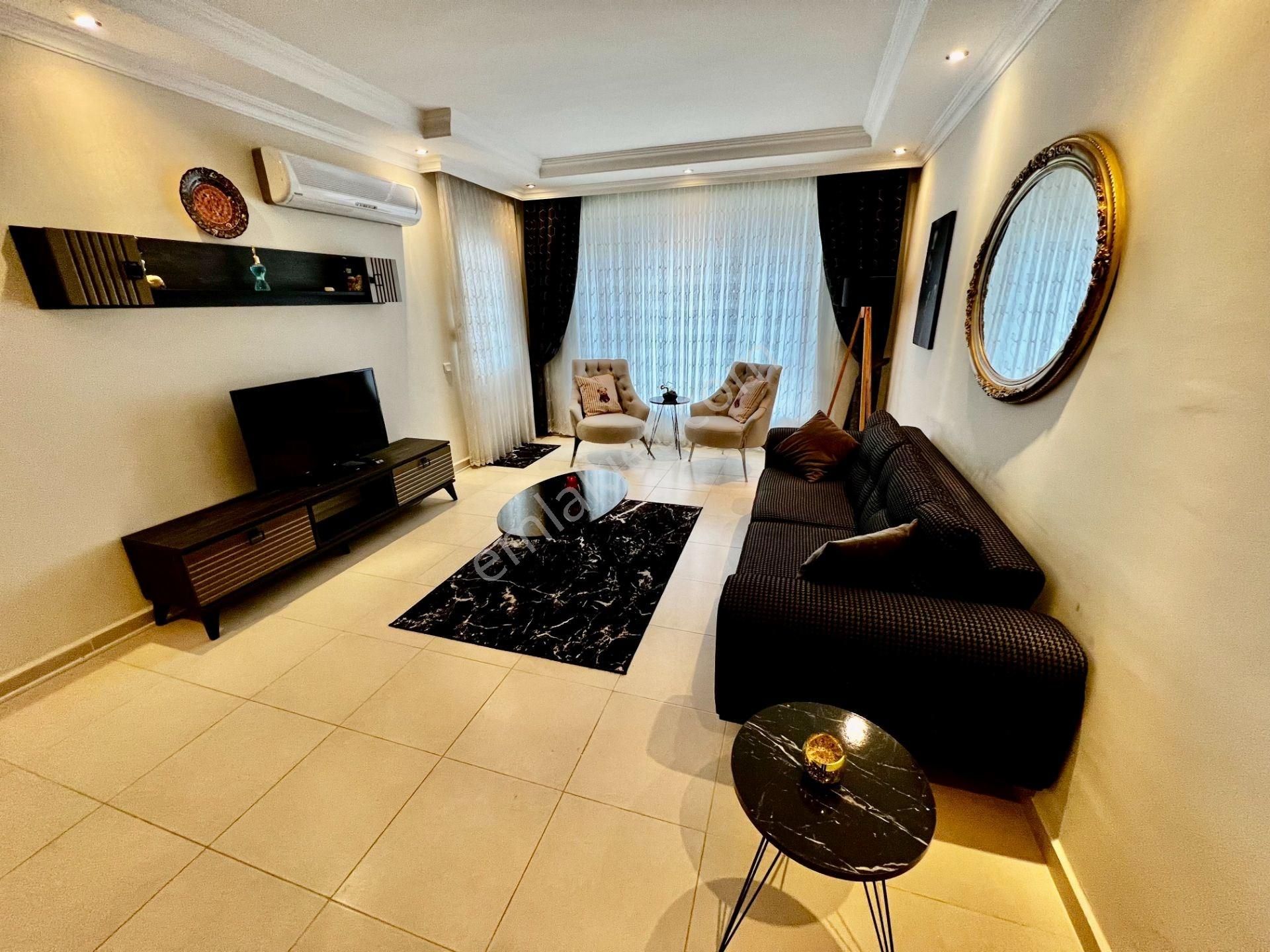 Full Lüks Eşyalı 2+1 Satılık Daire – Denize Yalnızca 400 Metre Mesafede
